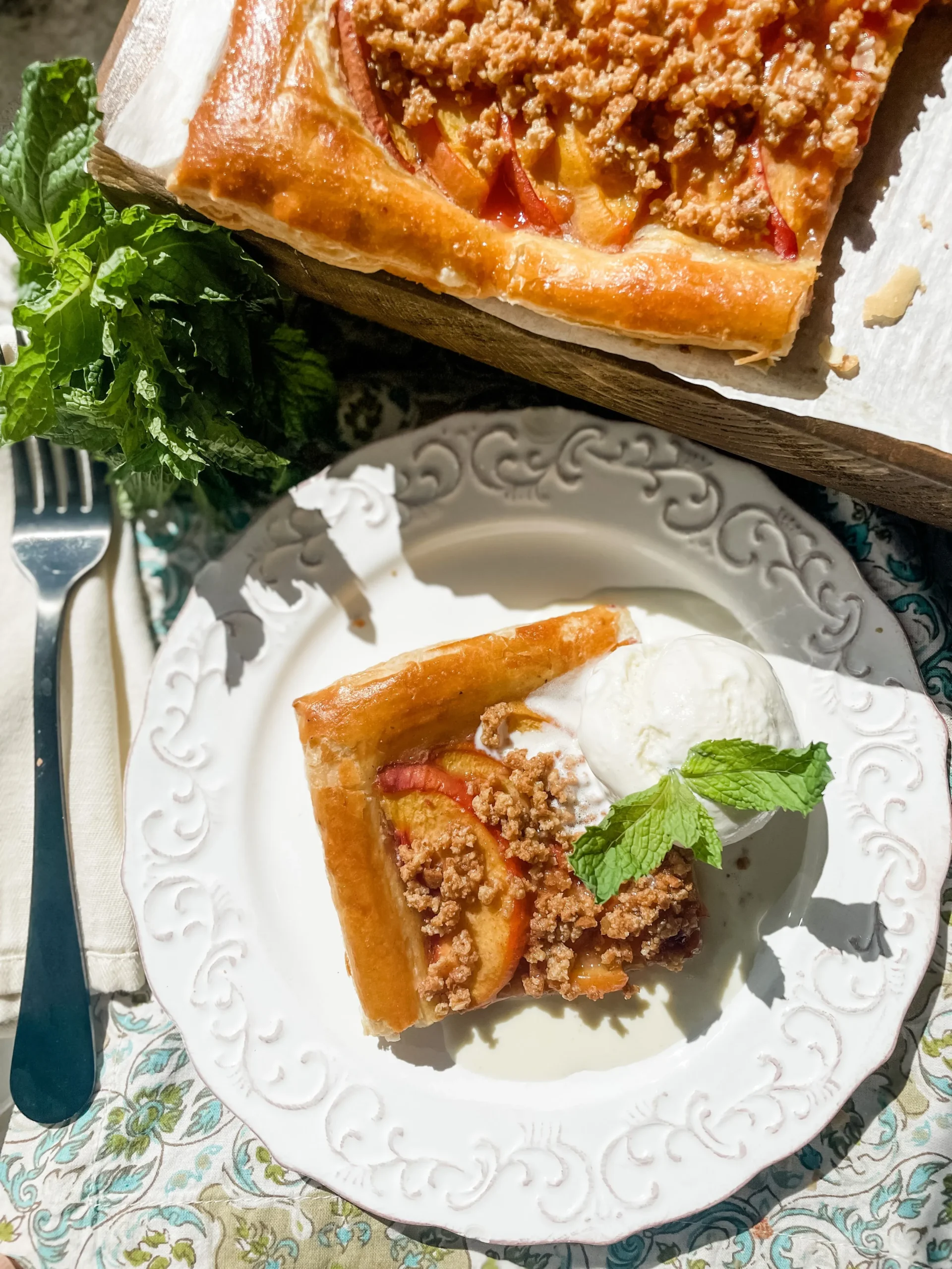 Amaretti Streusel Peach Tart