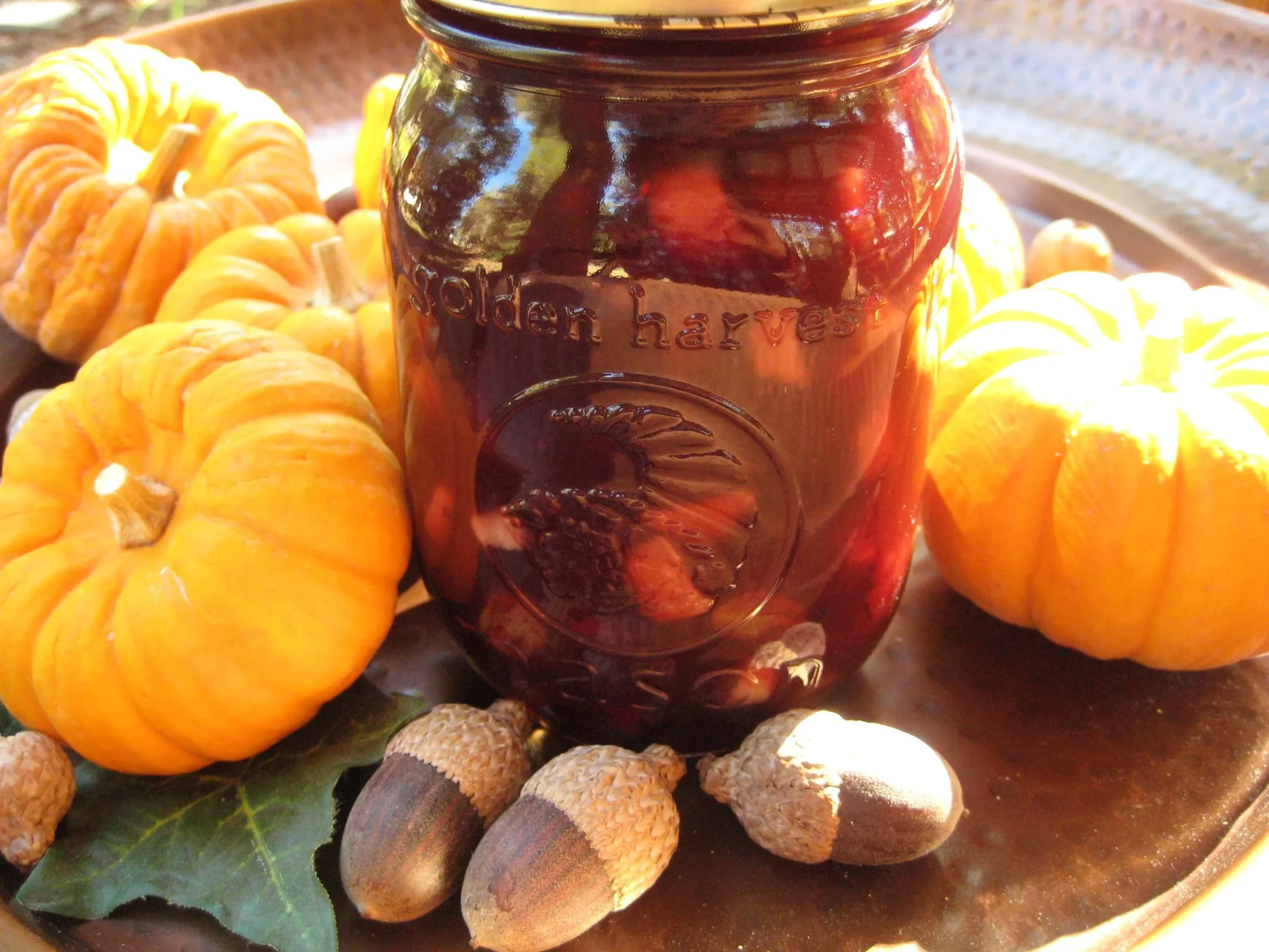 Apple and Raisin Sauce for Ham