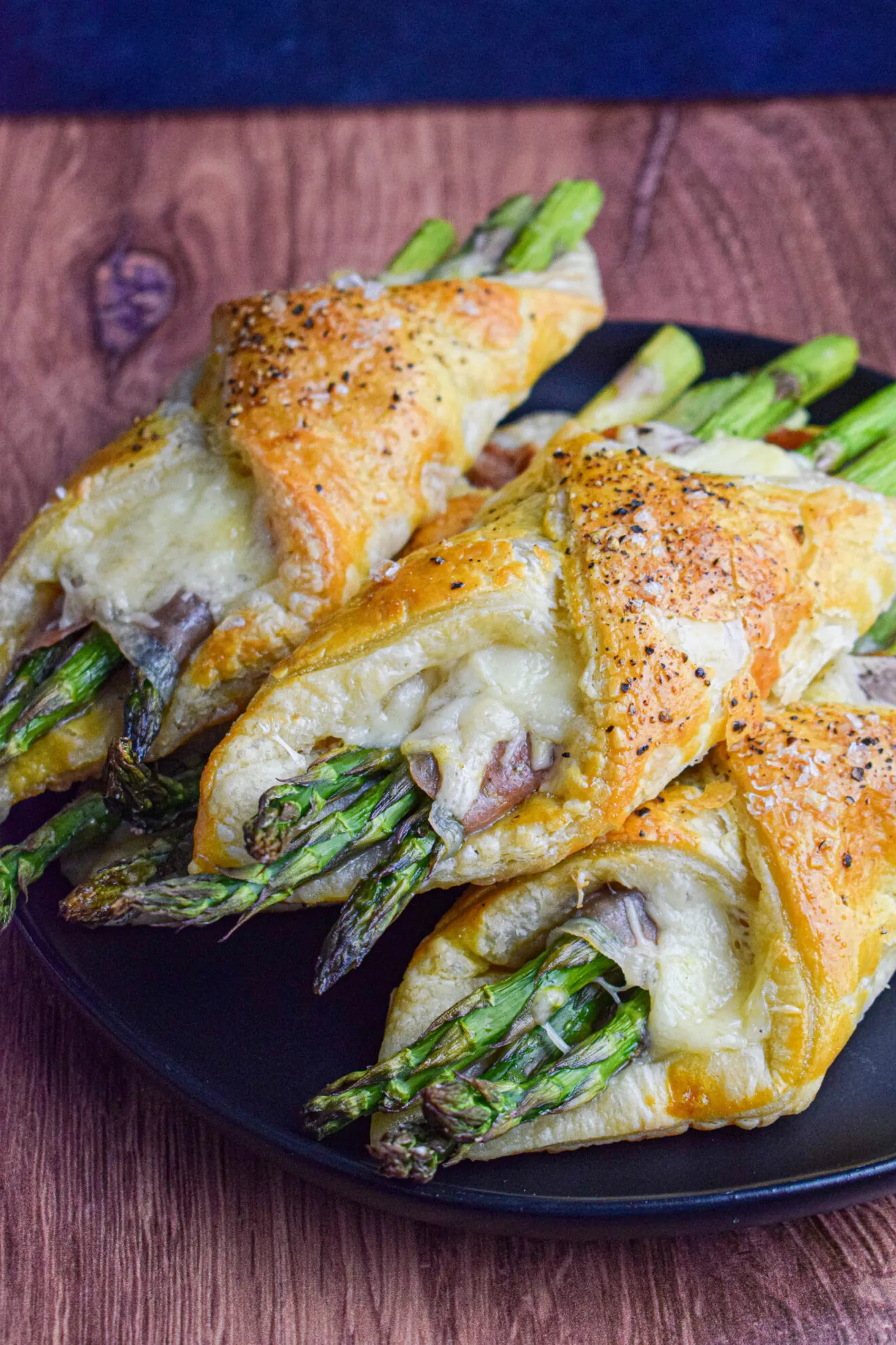 Asparagus Prosciutto Puff Pastry Pizzas