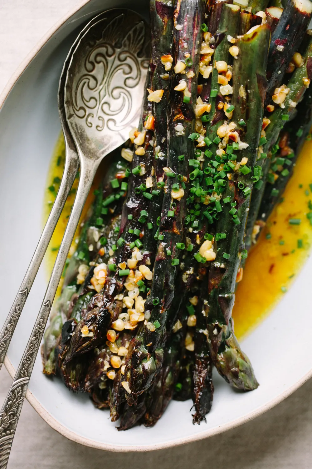 Asparagus with Pine Nuts and Lemon Vinaigrette Sierra