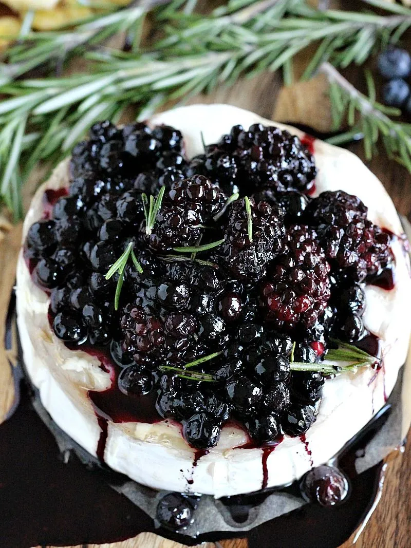 Baked Brie Balsamic Blueberry Chutney