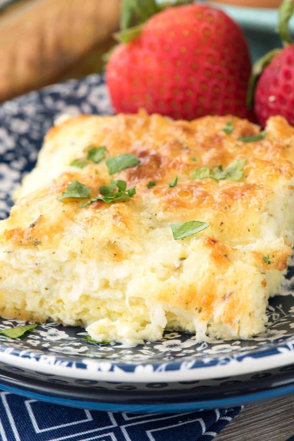 Breakfast Casserole with Eggs and Cottage Cheese