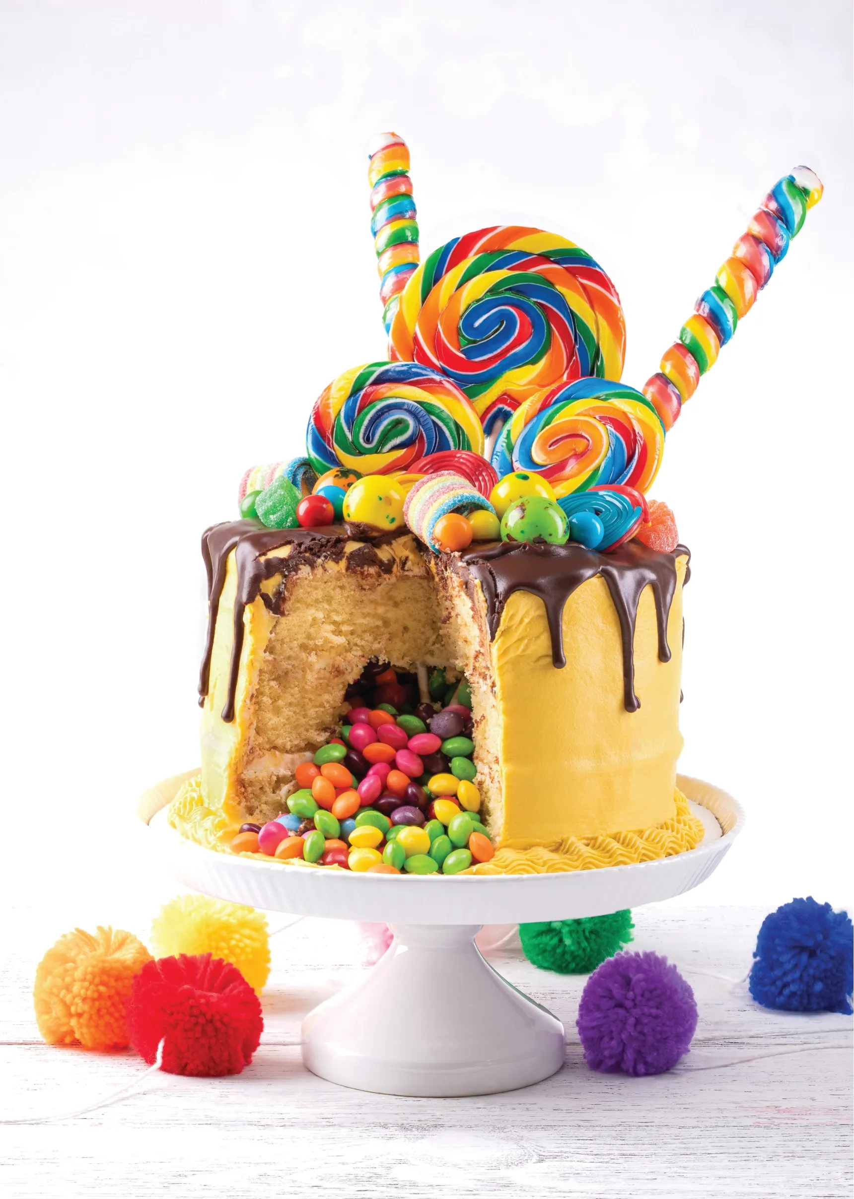Candy Filled Funfeti Pinata Cake