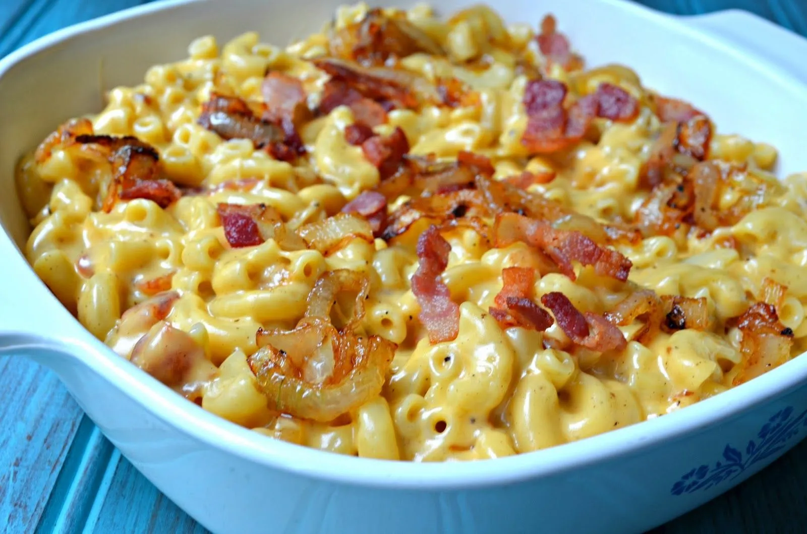 Caramelized Onion Bacon and Arugula Mac and Cheese