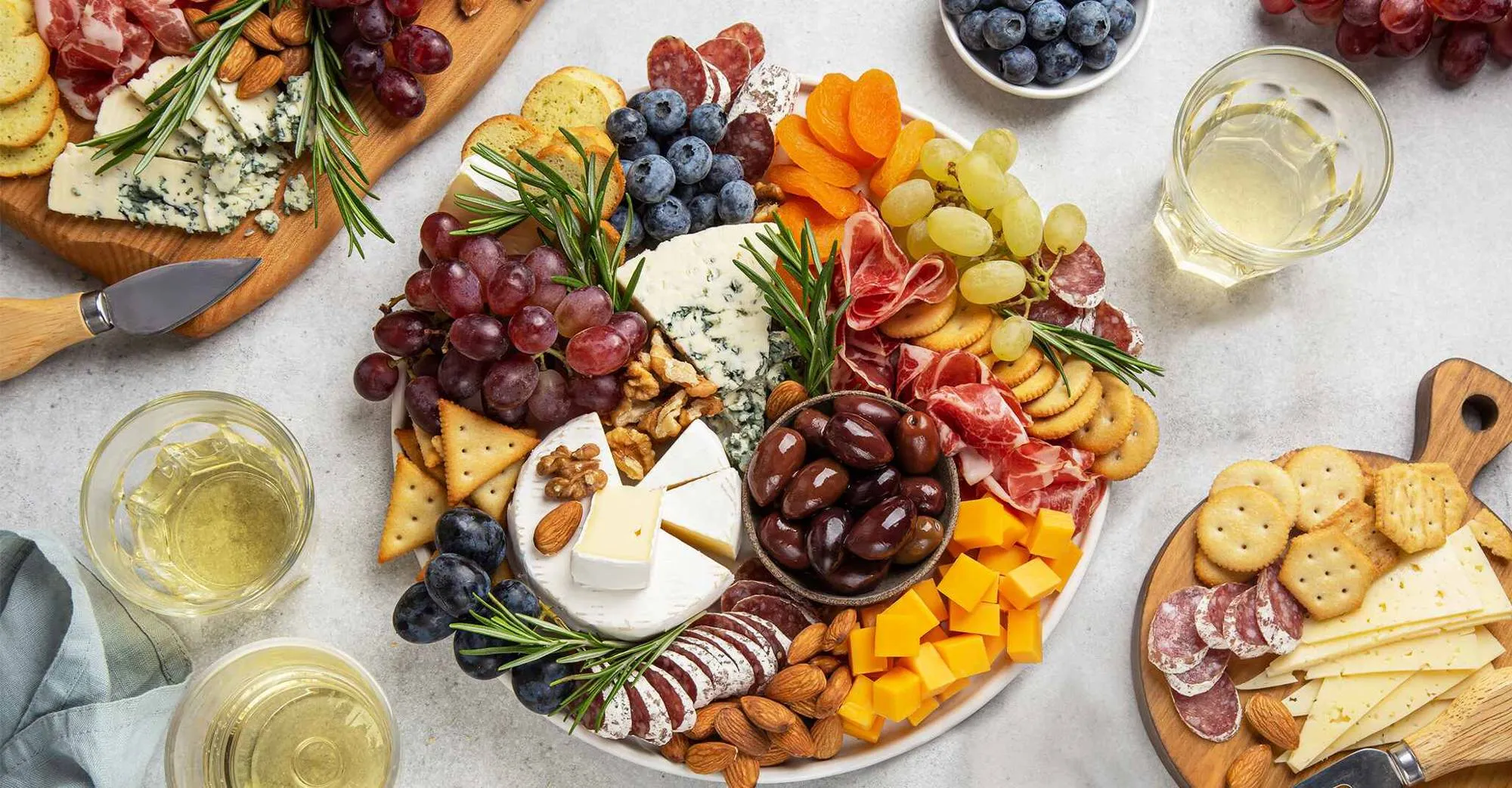 Charcuterie Board Cocktail Pairings
