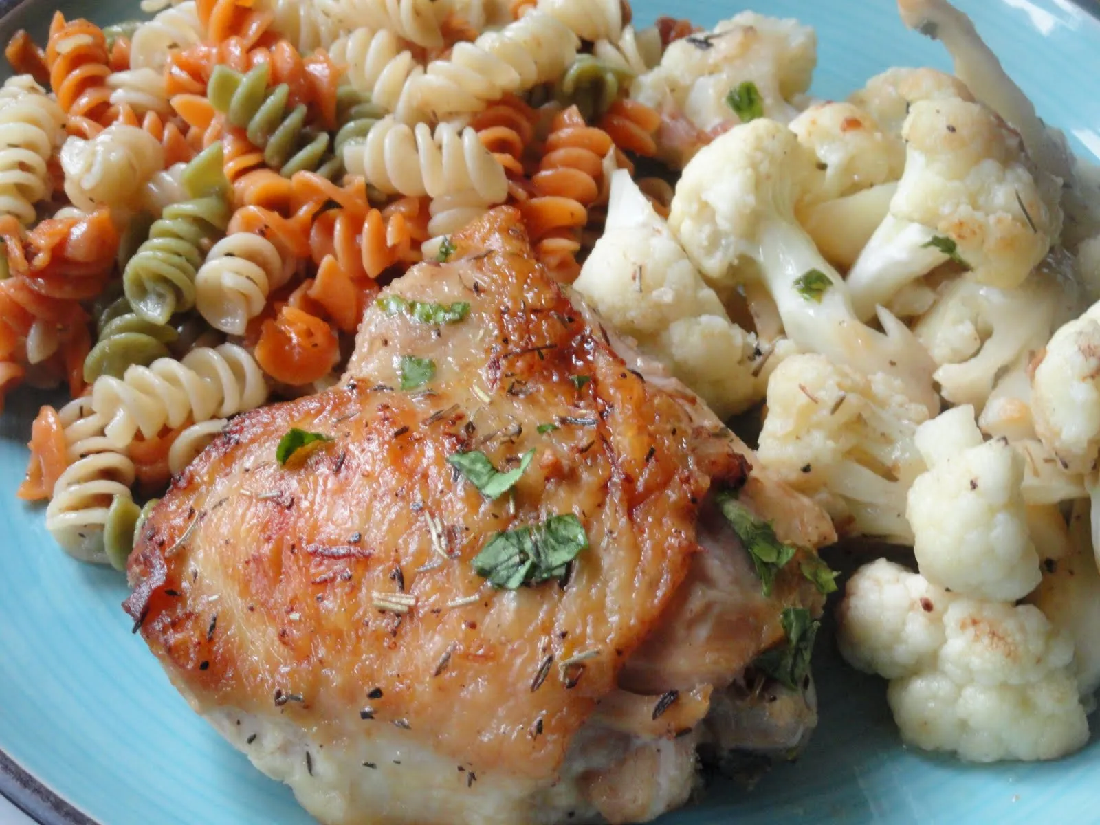 Chicken with Cauliflower and Parsley