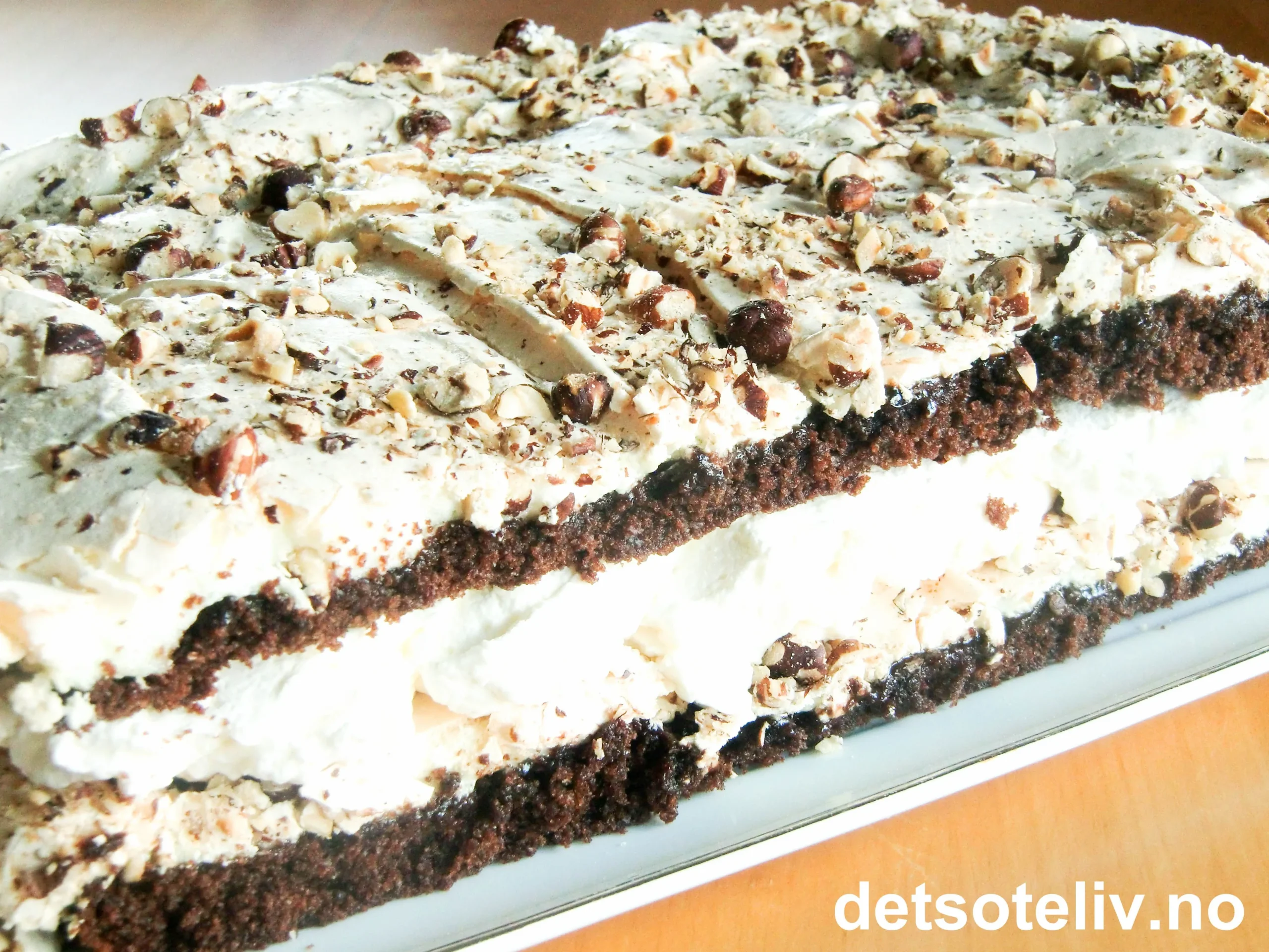 Chocolate Norwegian Cake (Verdens Beste)
