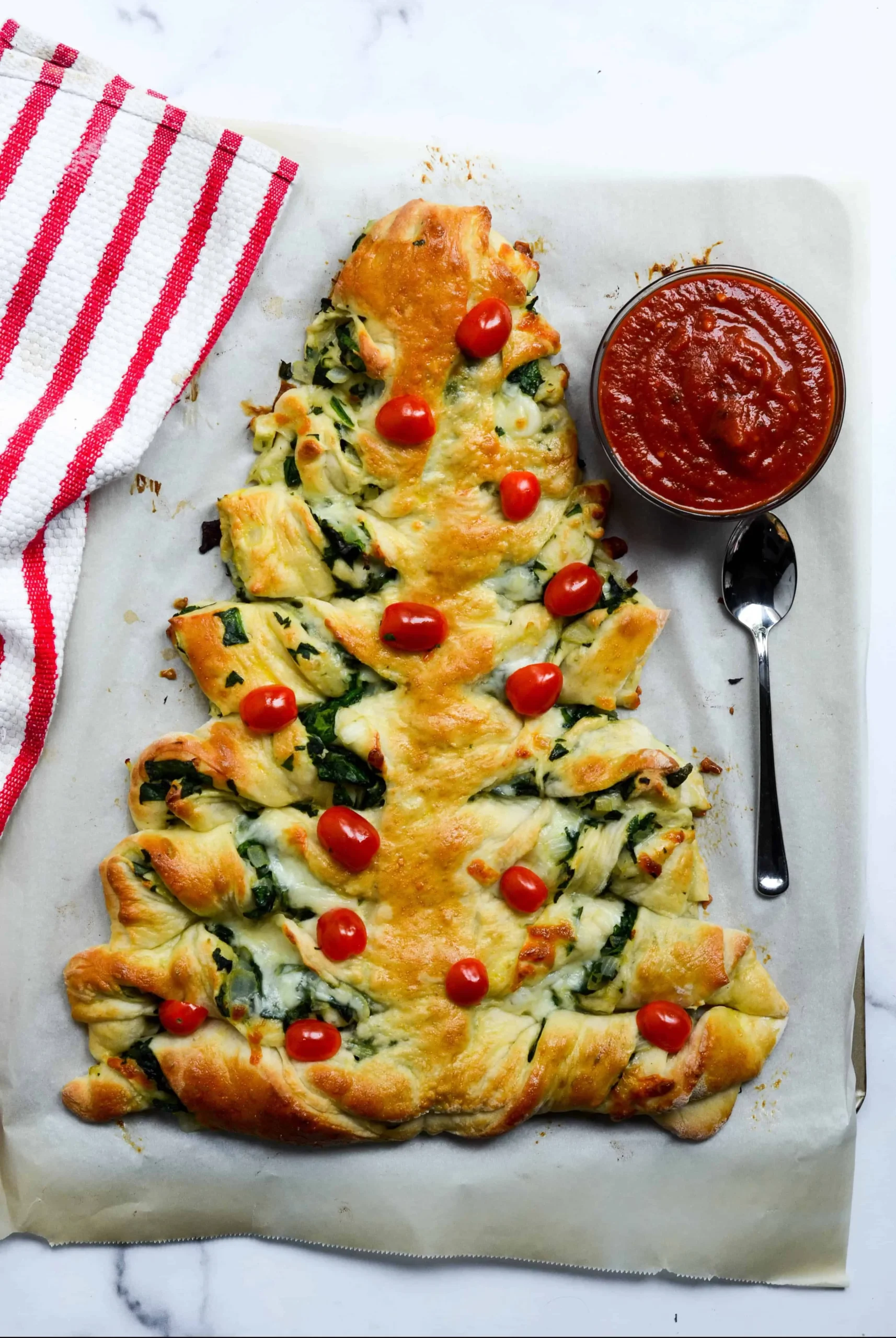 Christmas Tree Pull Apart Bread
