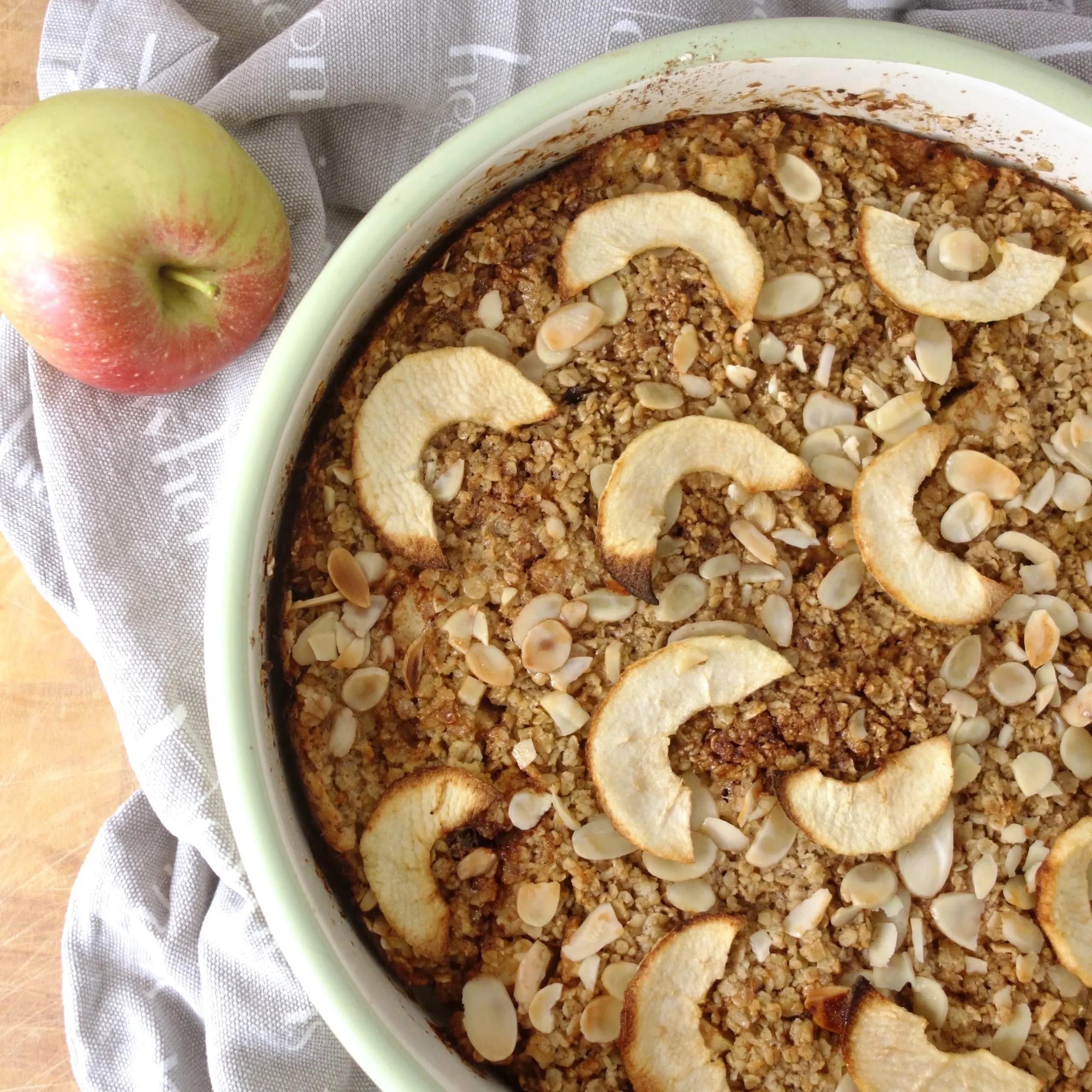 Cinnamon Apple Spiced Oatmeal