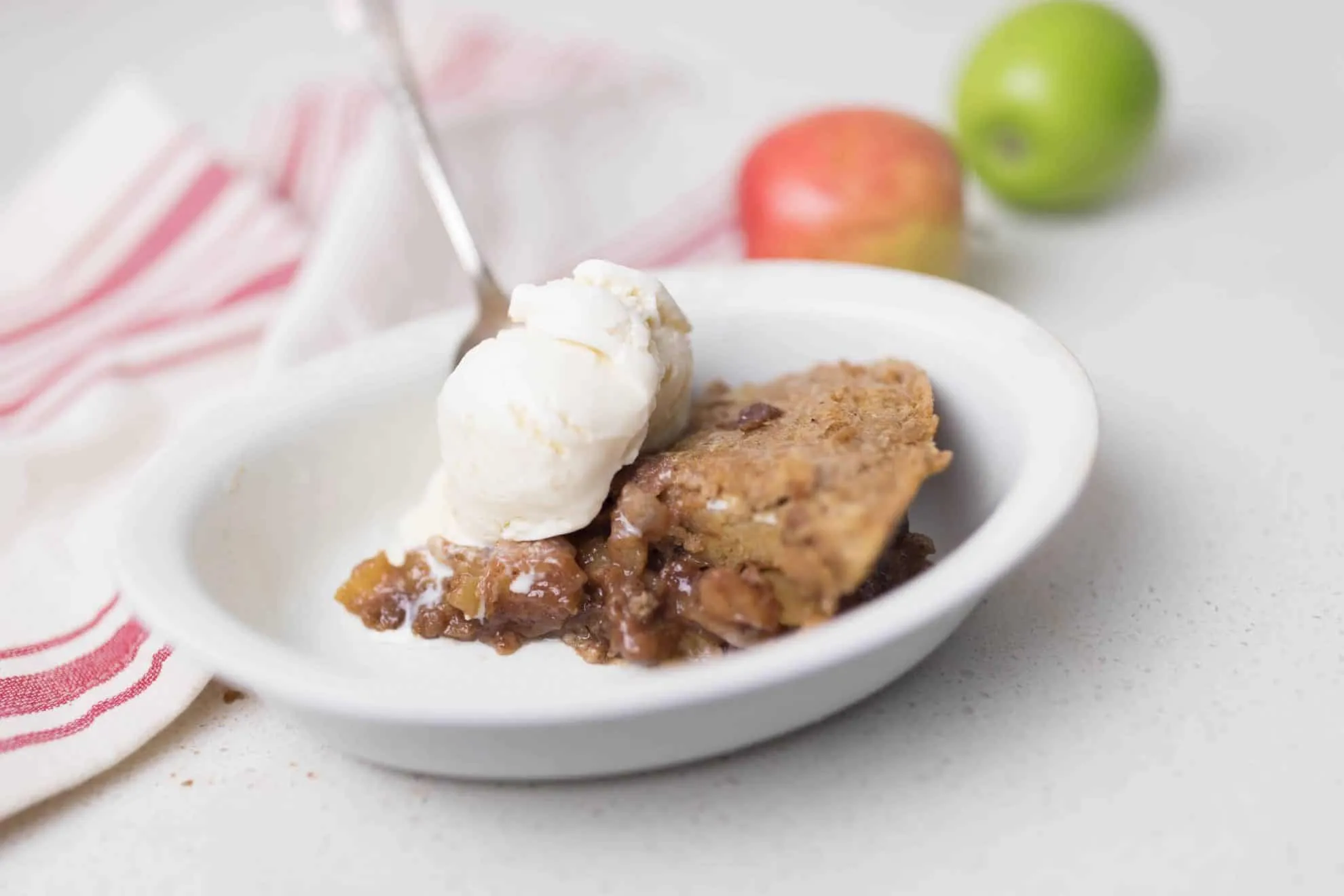 Cinnamon Maple Sourdough Apple Pie