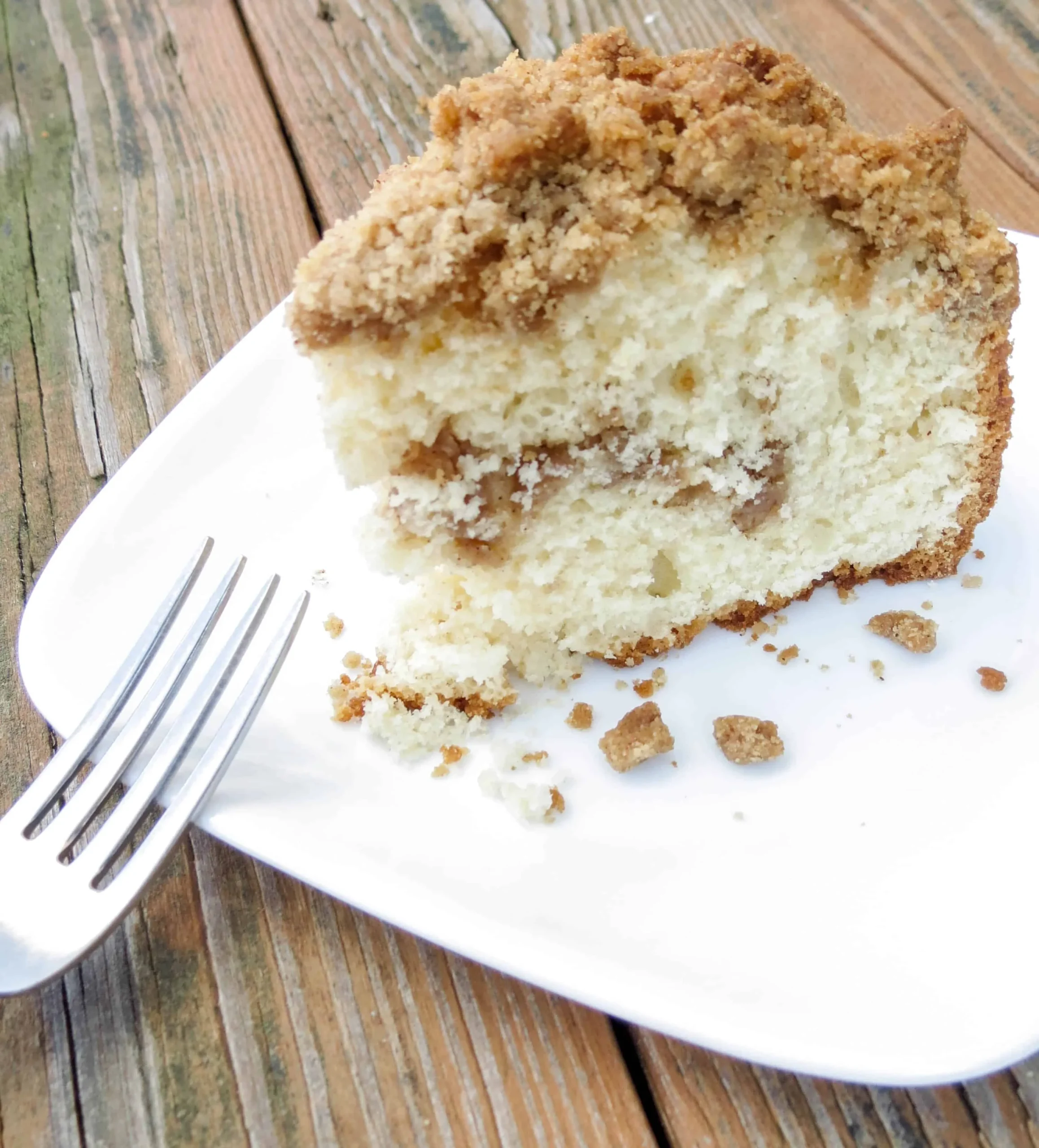 Cinnamon Sugar Swirl Coffee Cake