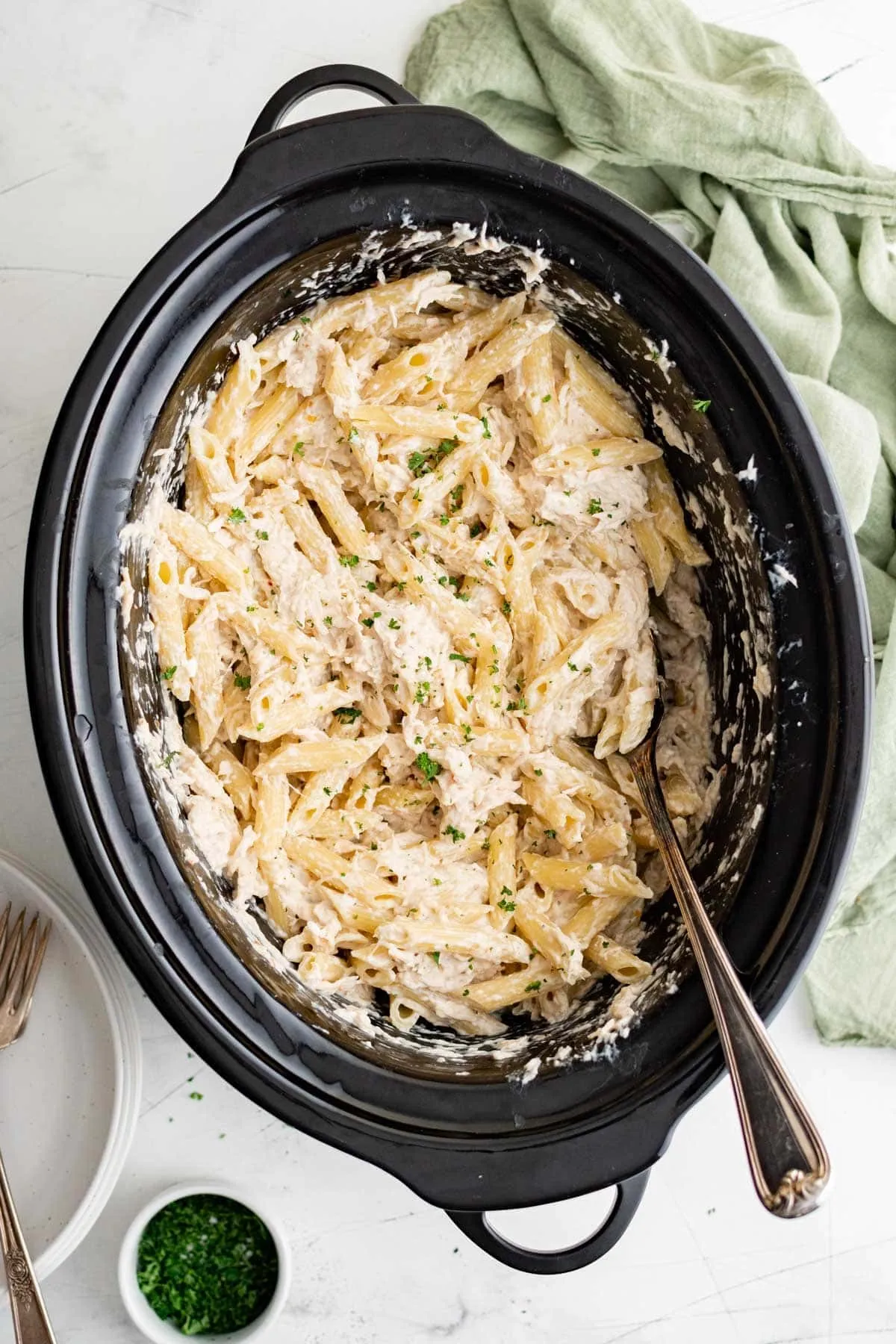 Creamy Chicken Pasta Slow Cooker