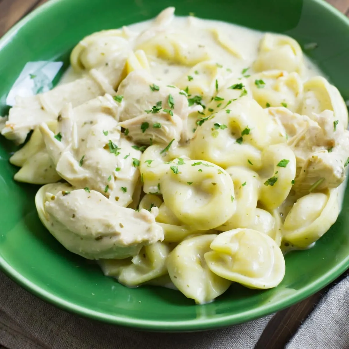 Crock Pot Chicken Alfredo Tortellini