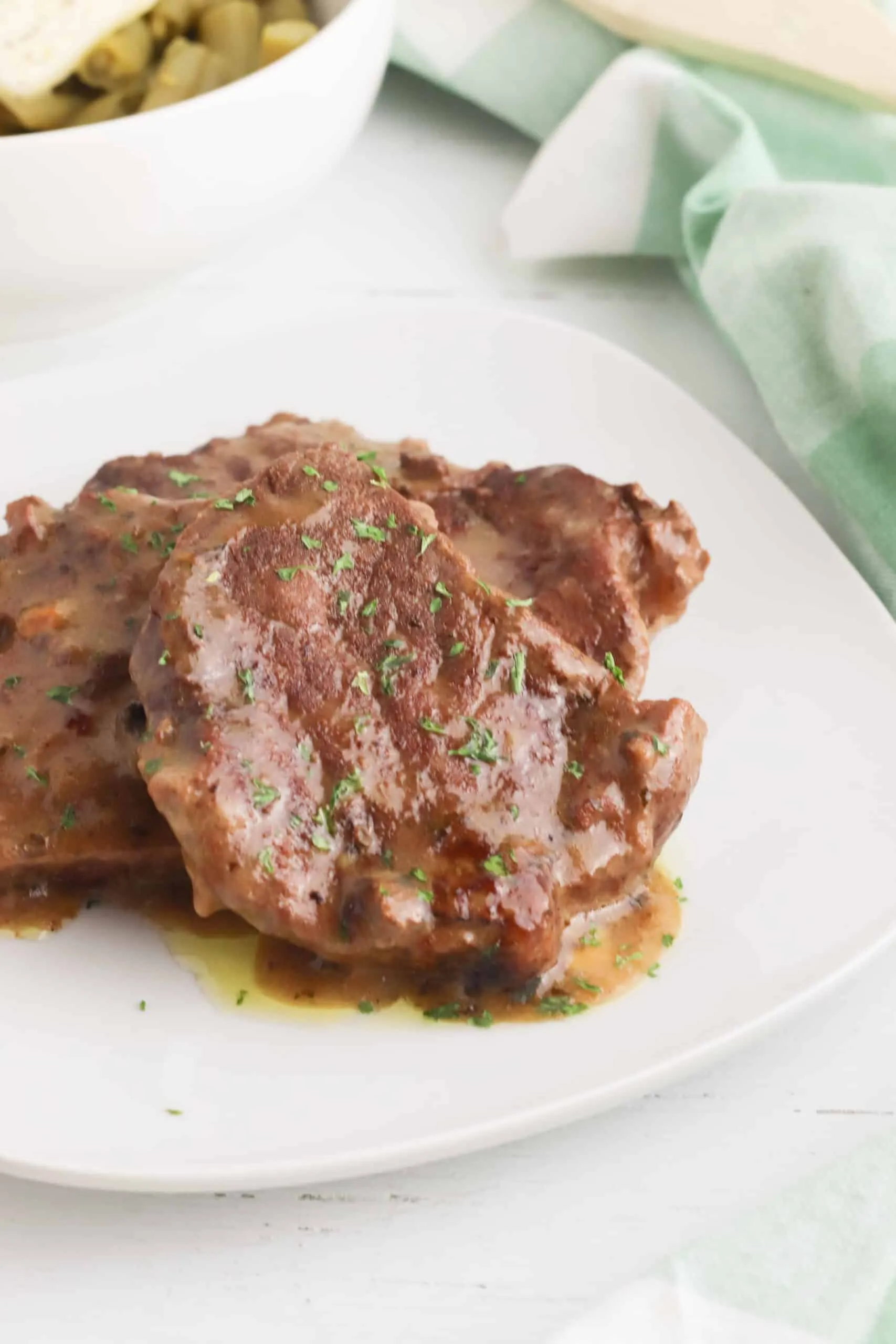 Crock Pot Herbed Round Steak