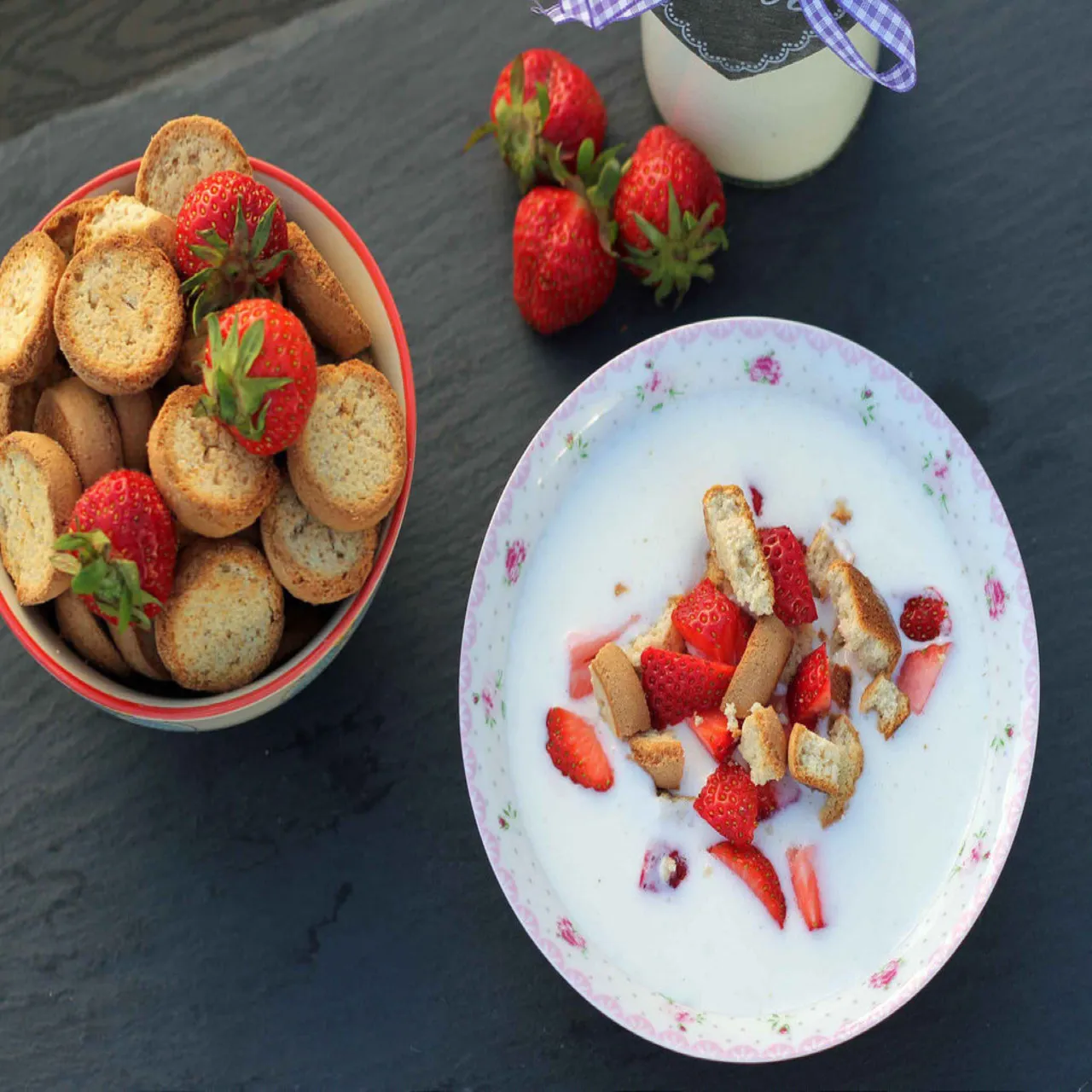 Danish Cold Buttermilk Soup (Koldskål)