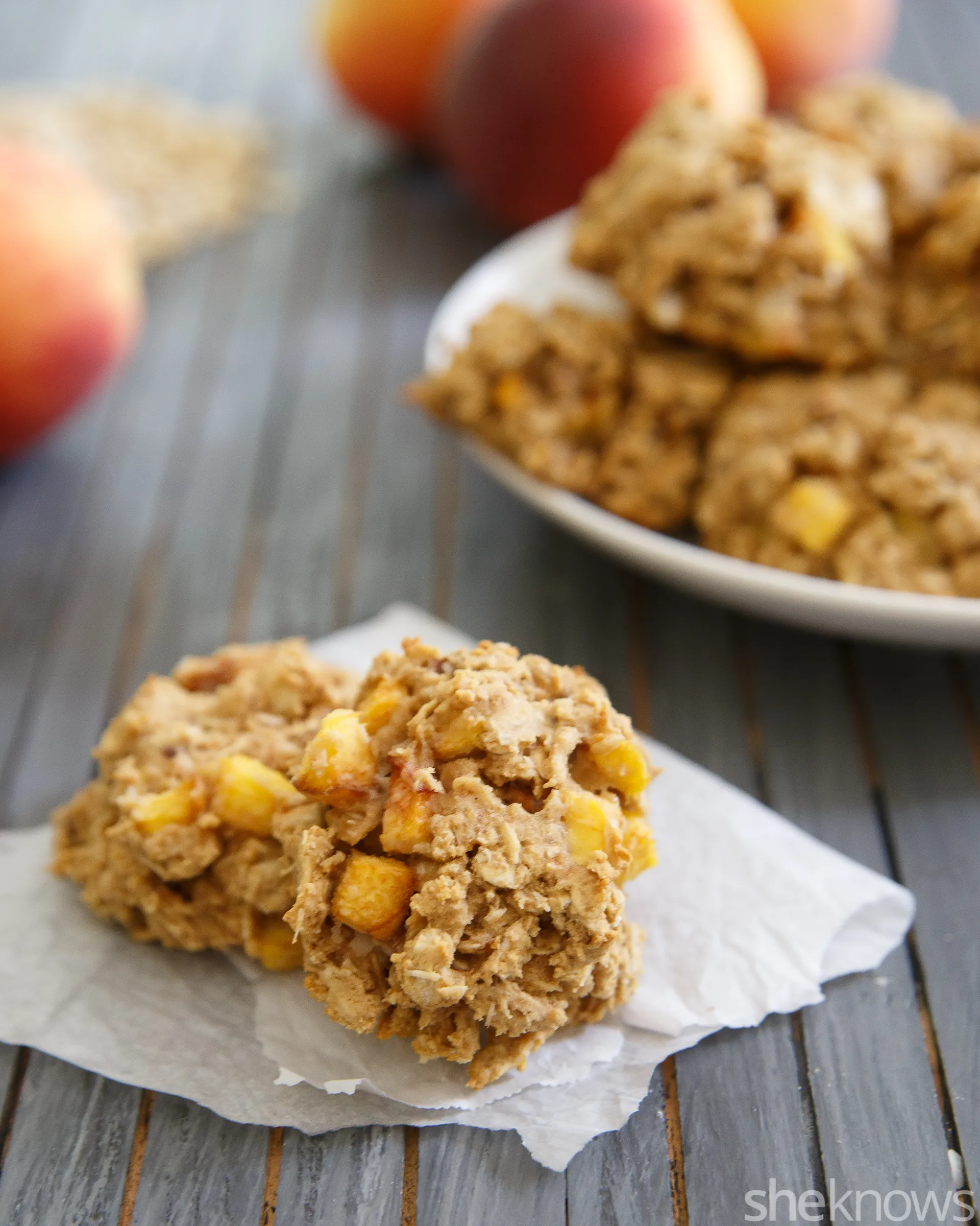 Delectable Peach Oatmeal Cookies