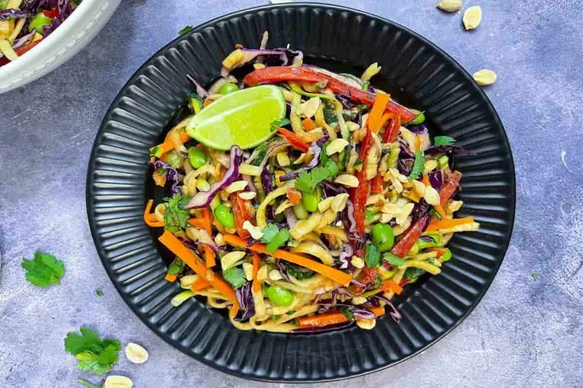 Easy Asian Zucchini Noodles with Peanut Sauce