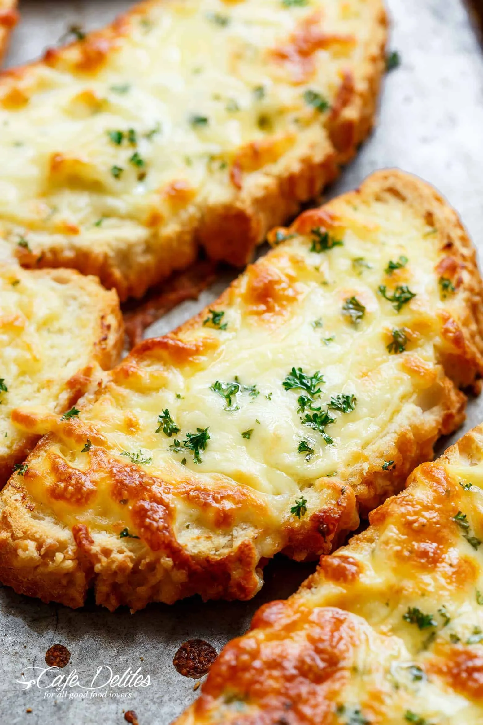 Easy Cheese Garlic Bread