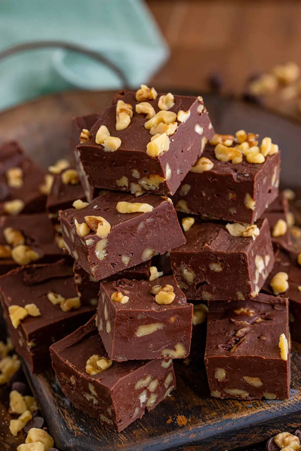 Easy Chocolate Walnut Fudge
