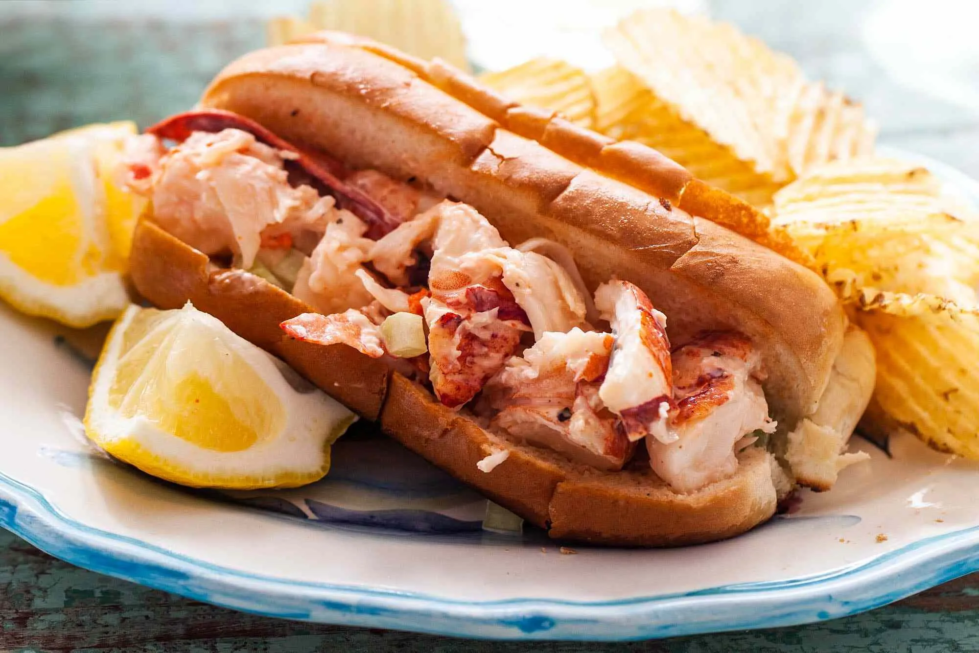Easy Classic Lobster Rolls
