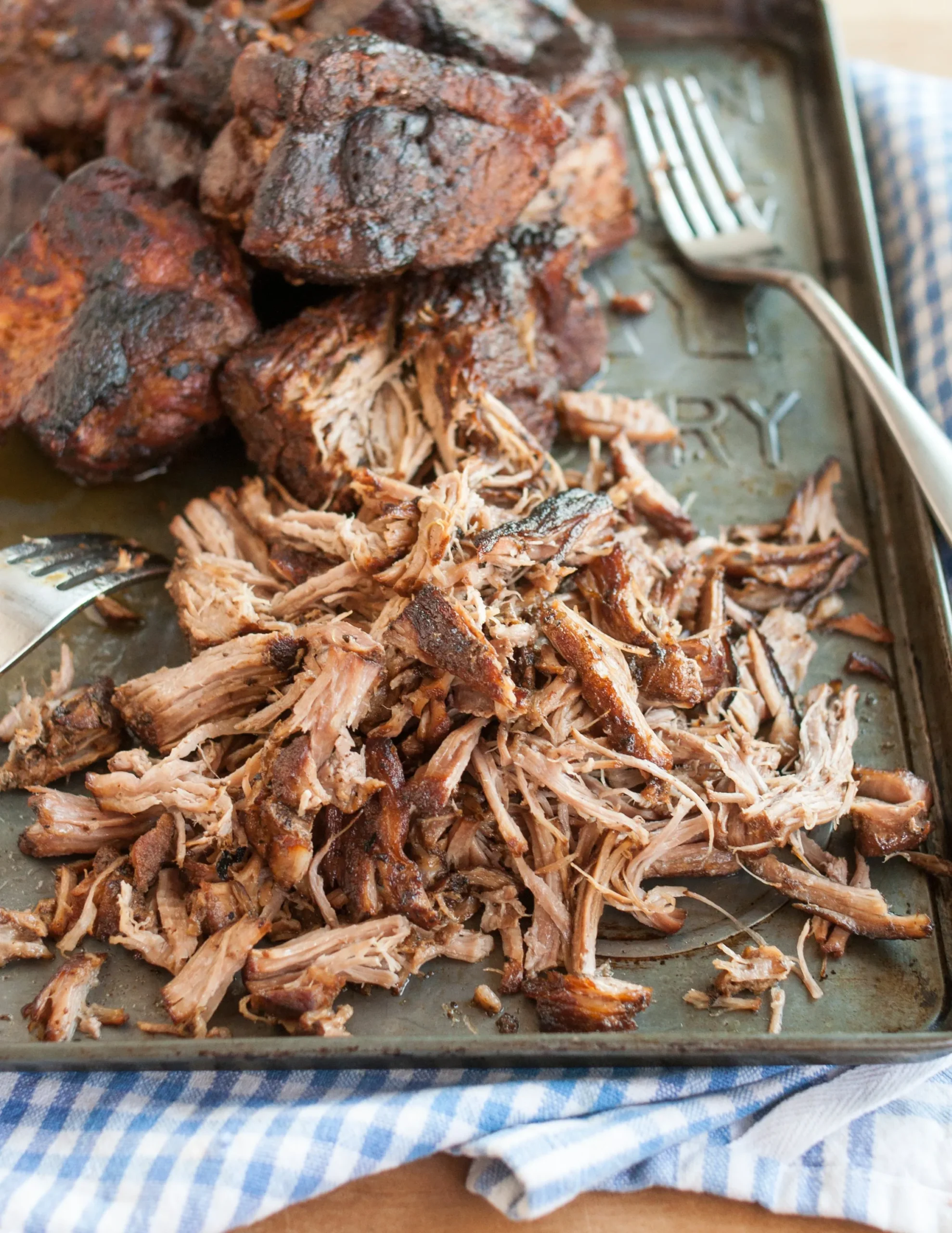 Easy Pulled Pork Shoulder
