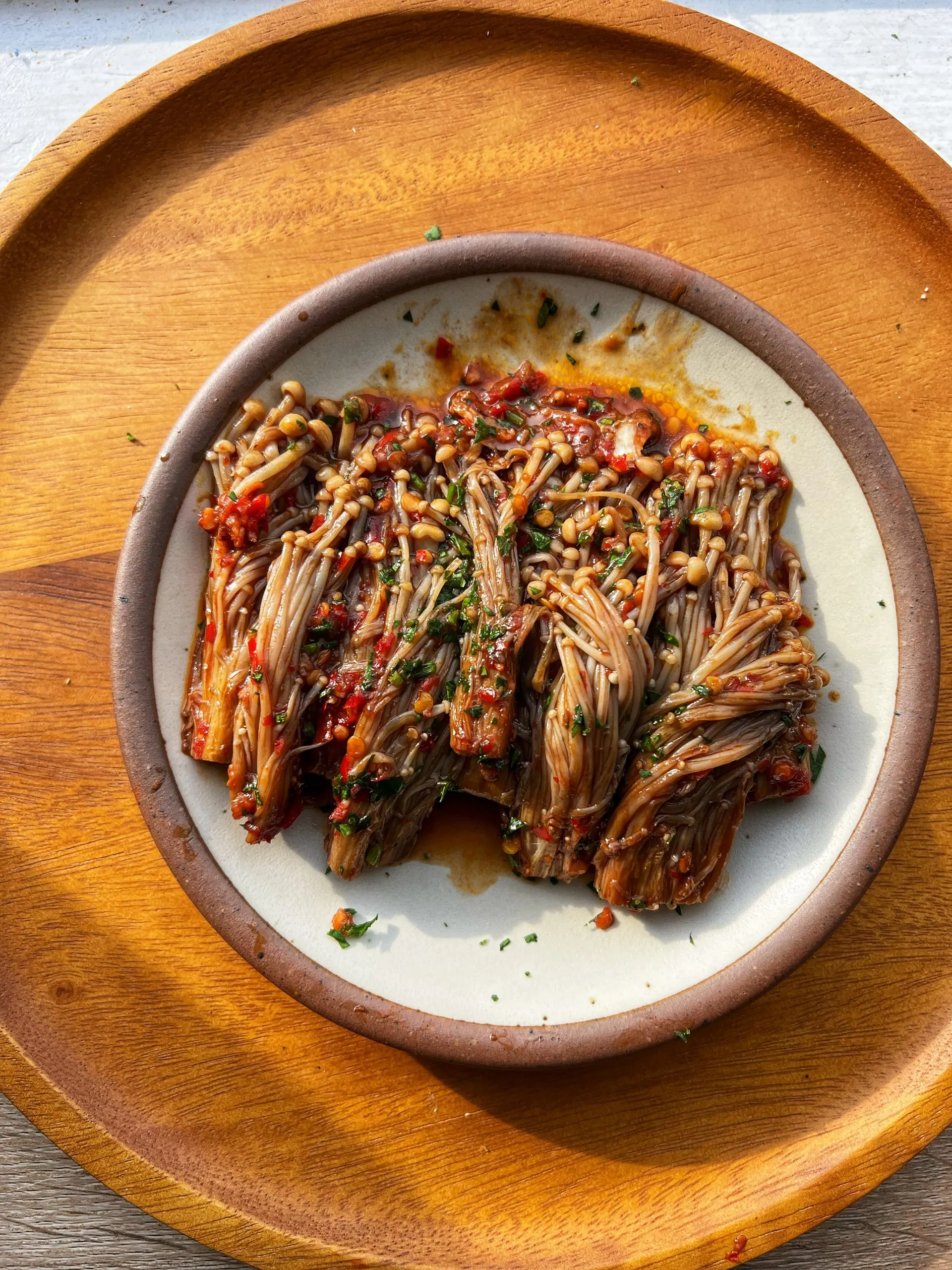 Enoki Mushrooms with Carrots and Ginger