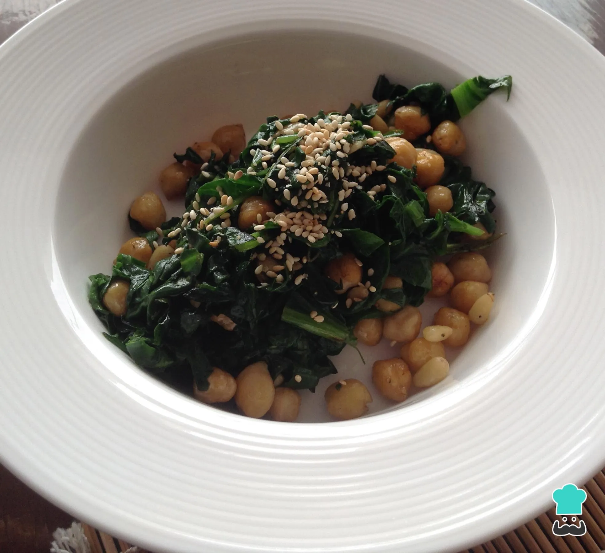 Espinacas Salteadas con Garbanzos