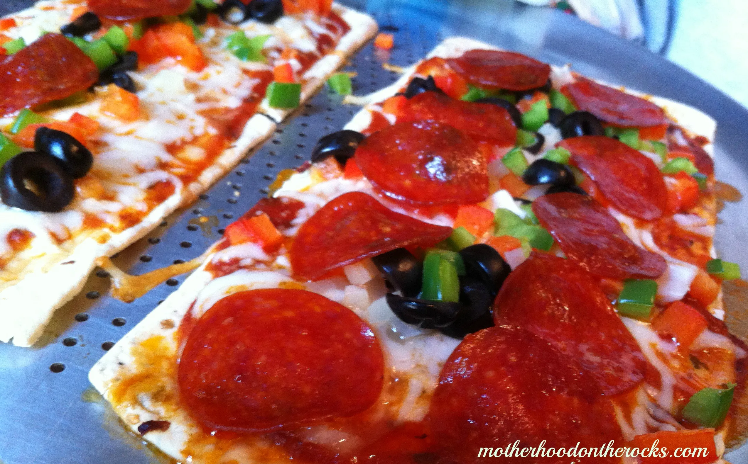 Flatout Thin Pizza Breads