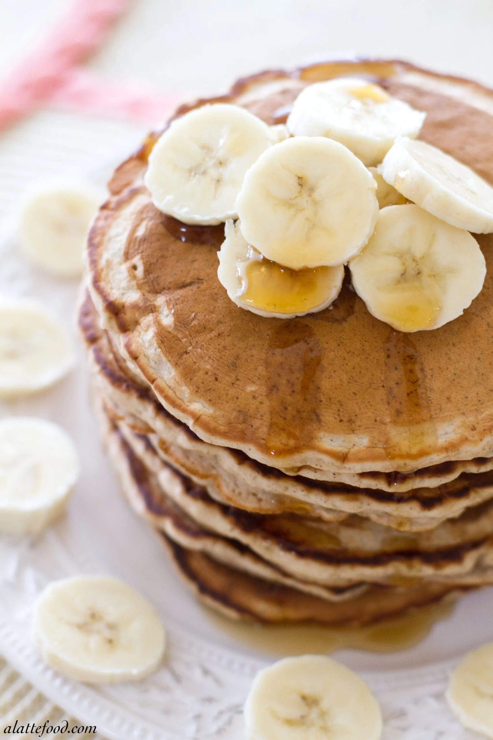 Fluffy Honey Banana Pancakes