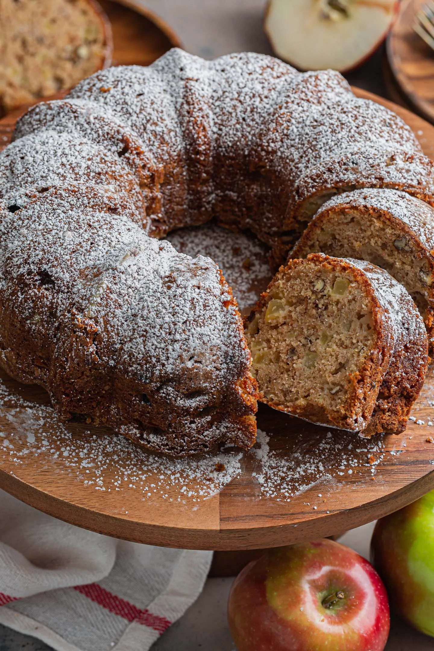 Fresh Apple Pie Bundt Cake