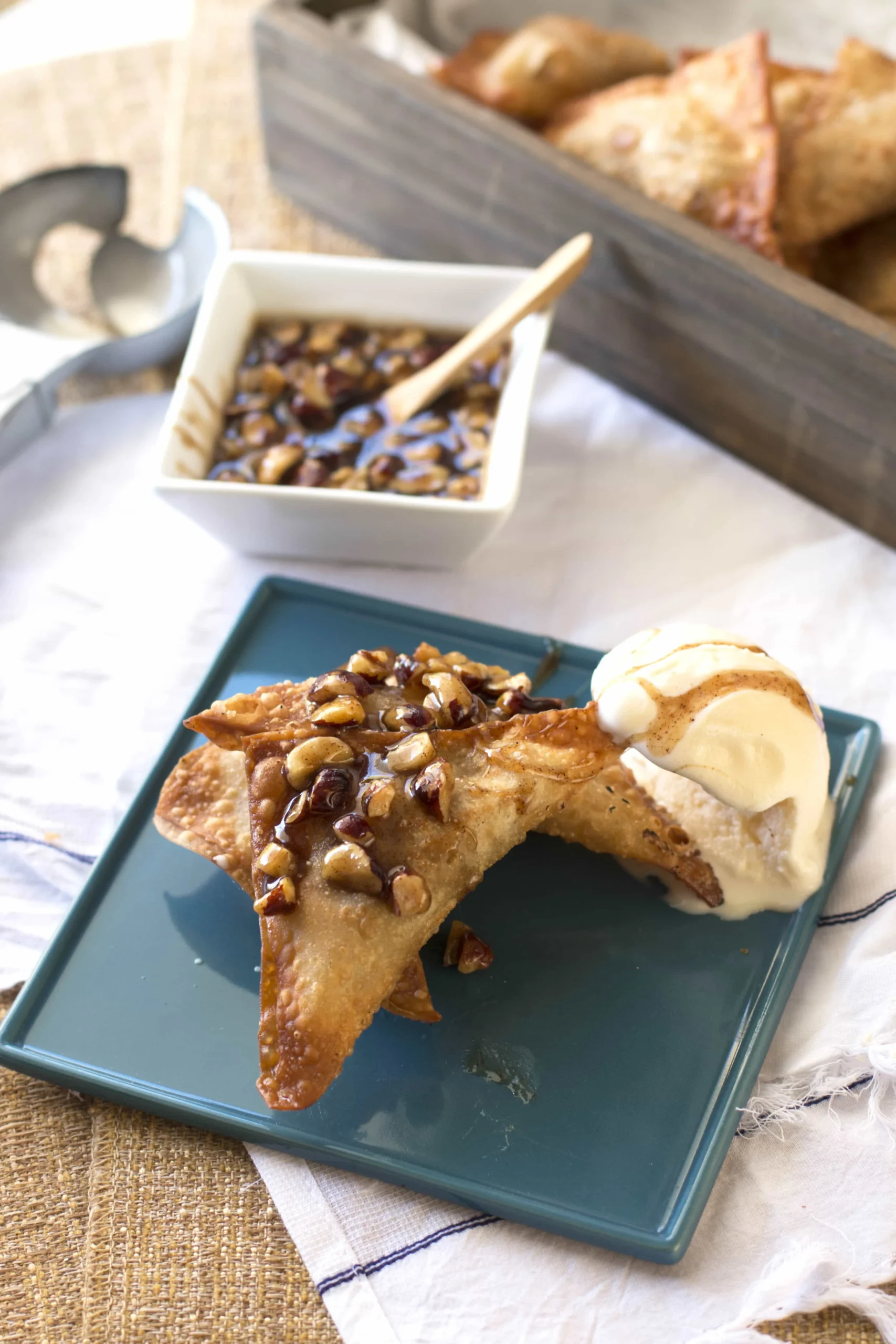 Fried Apple Pie Wontons