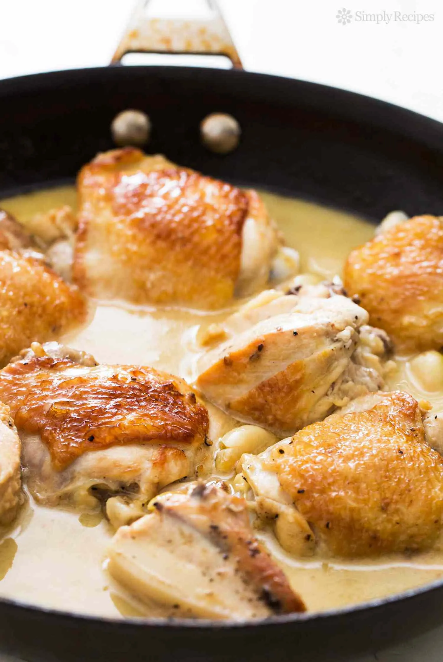 Garlic Braised Chicken Creamy White Wine Sauce