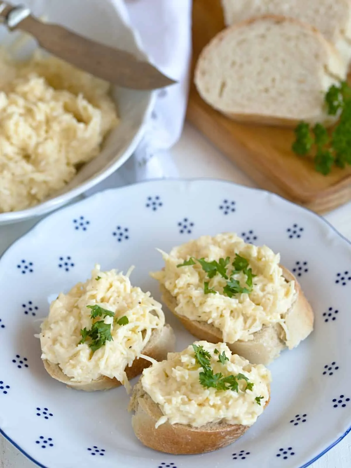 Garlic Cheese Spread (Czech Cesnekova Pomazanka)
