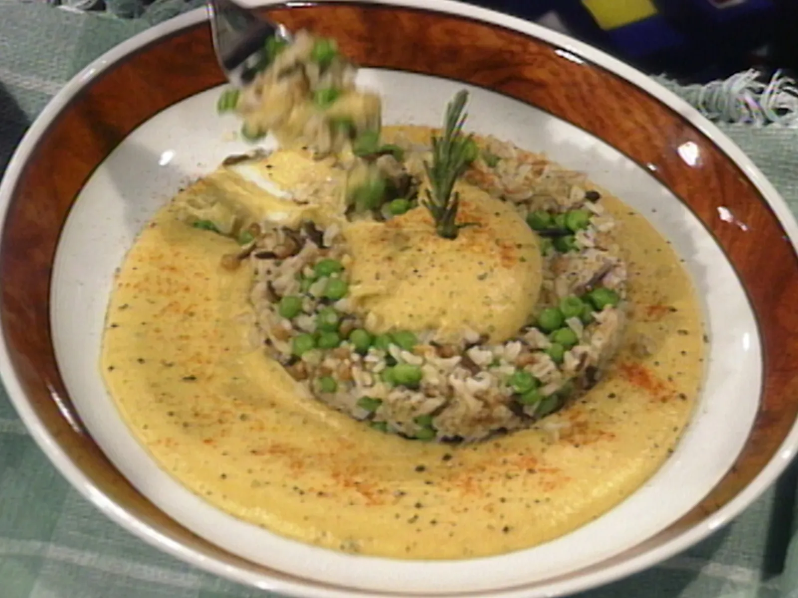 Graham Kerr's Basic Brown Onion Sauce