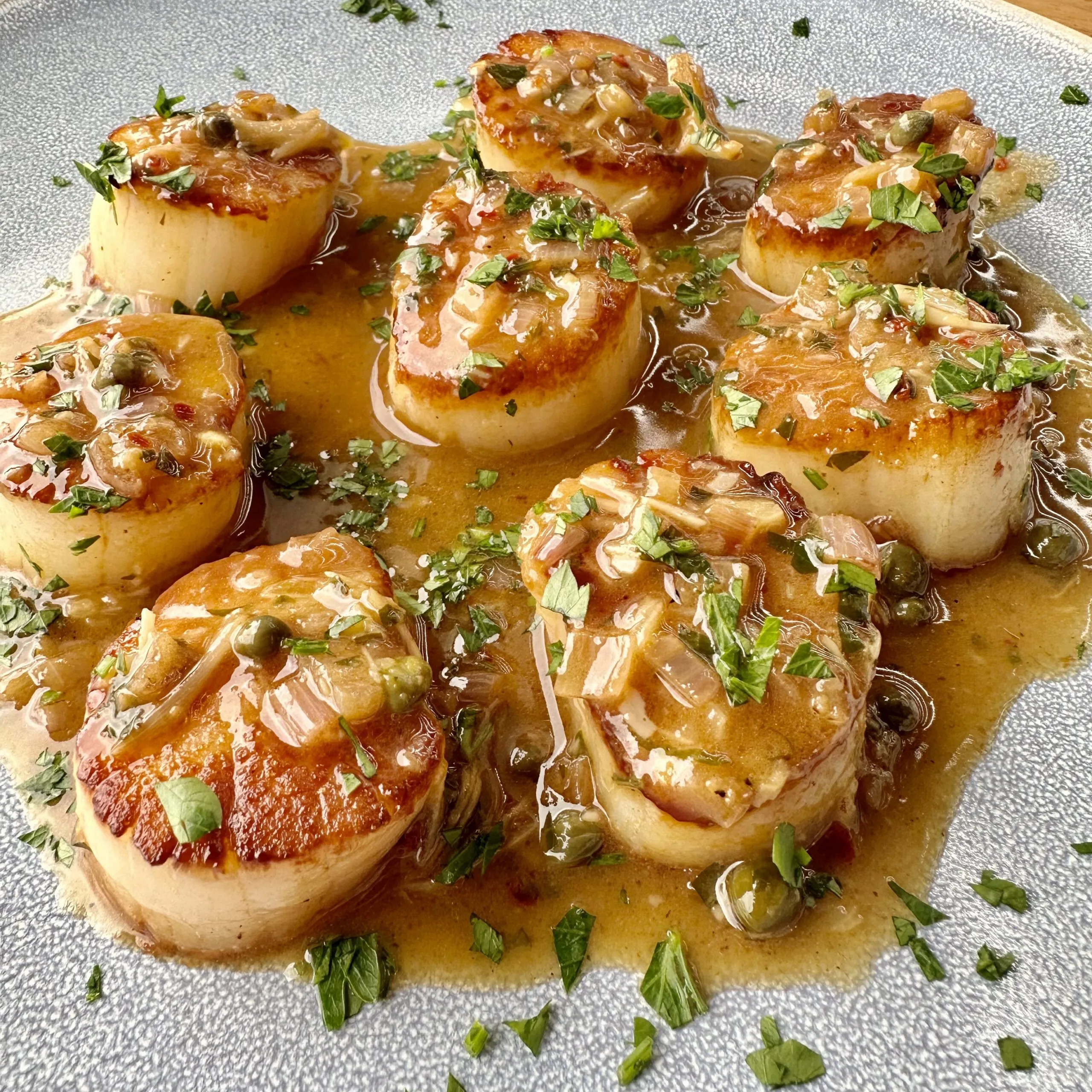 Grilled Scallops with Fennel and Lemon Tarragon Vinaigrette