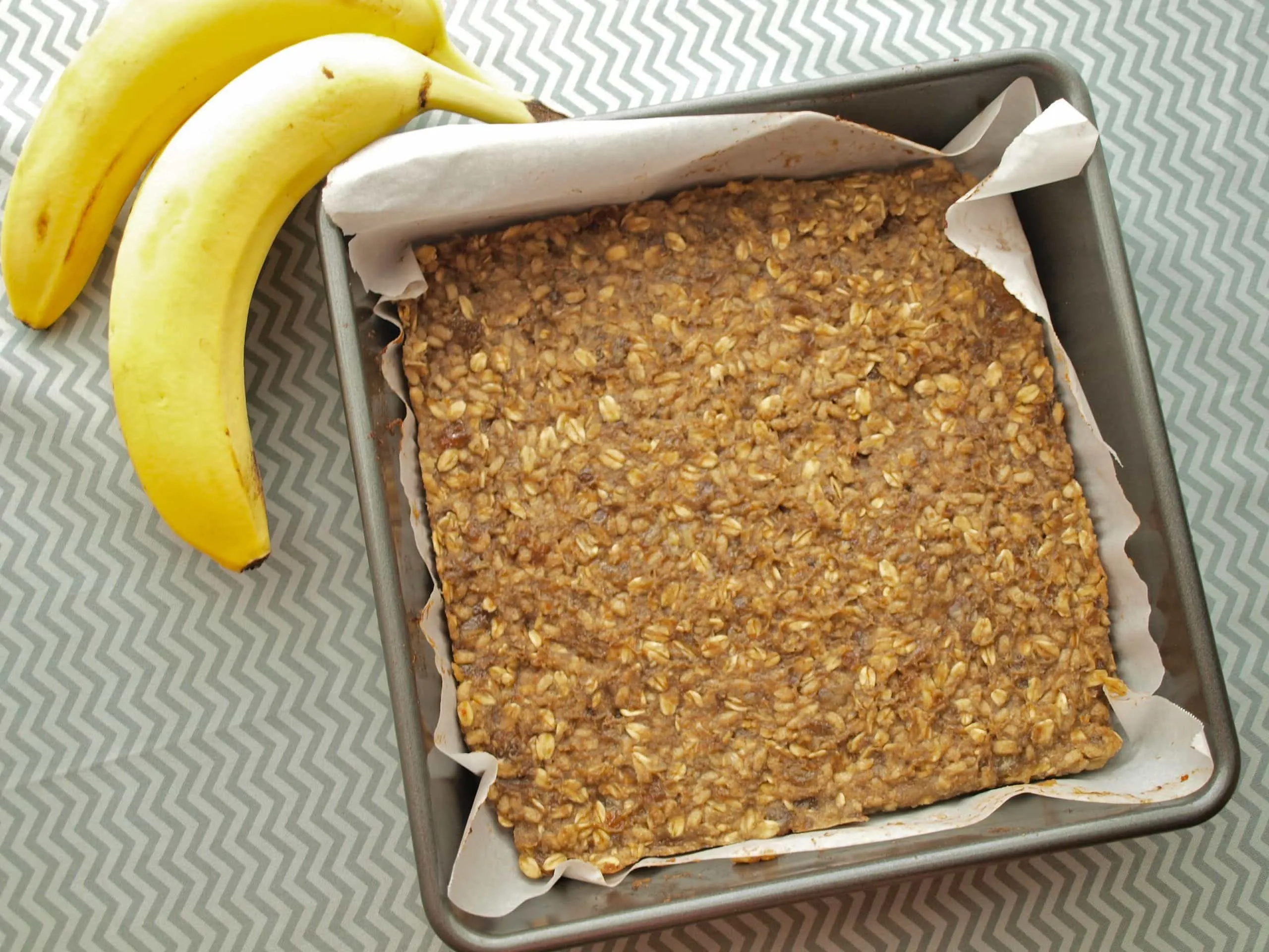 Healthy Banana Oat Bars