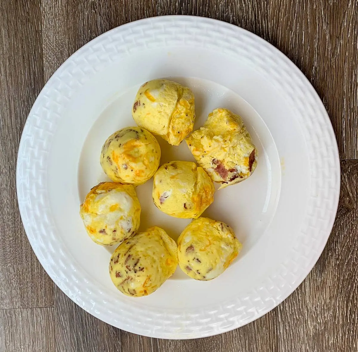 Instant Pot Bacon Cheese Egg Bites