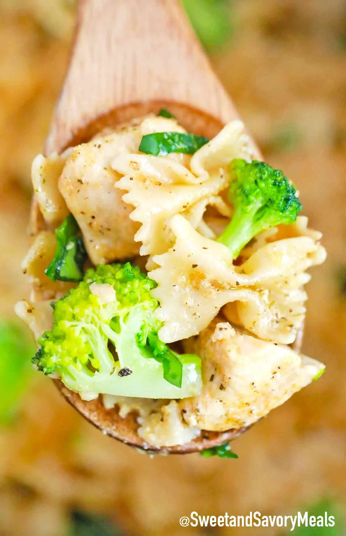 Instant Pot Chicken Broccoli Pasta
