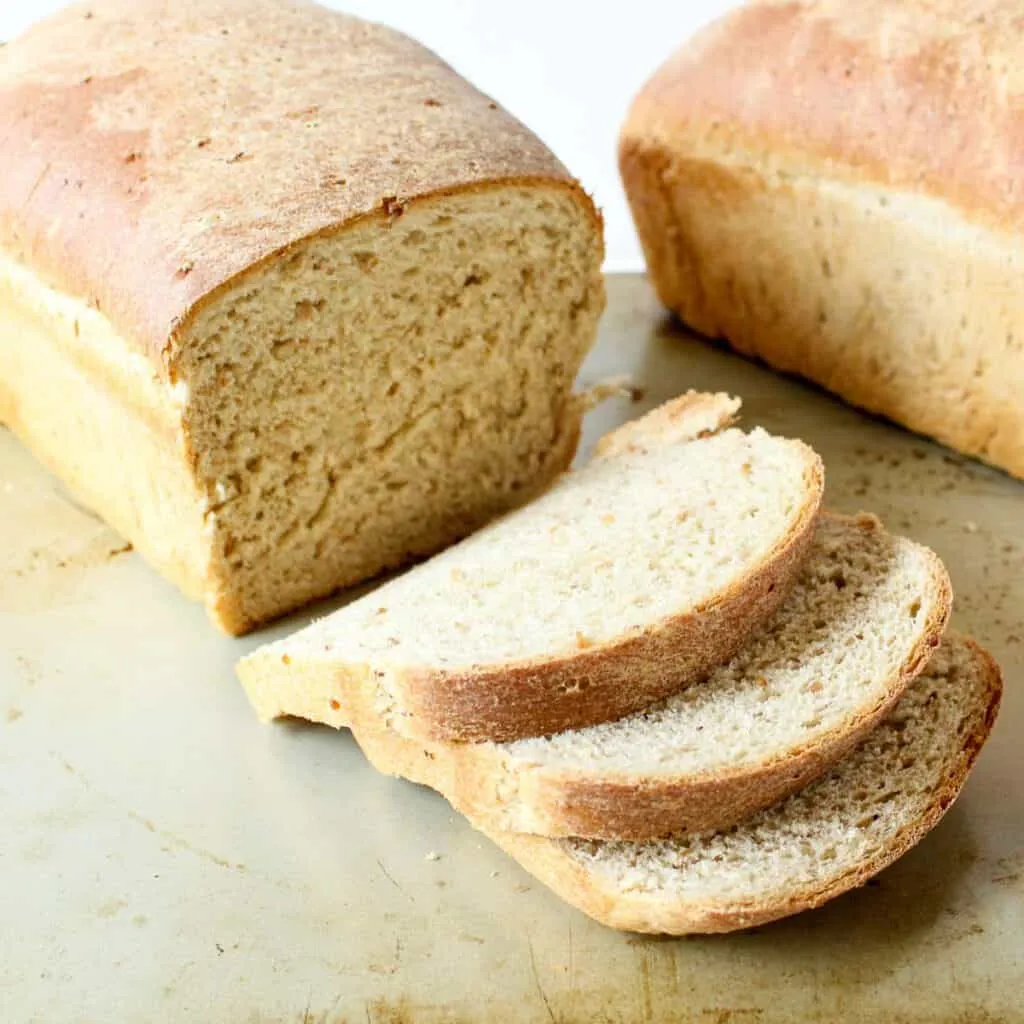 Italian Cracked Wheat and Pepper Bread