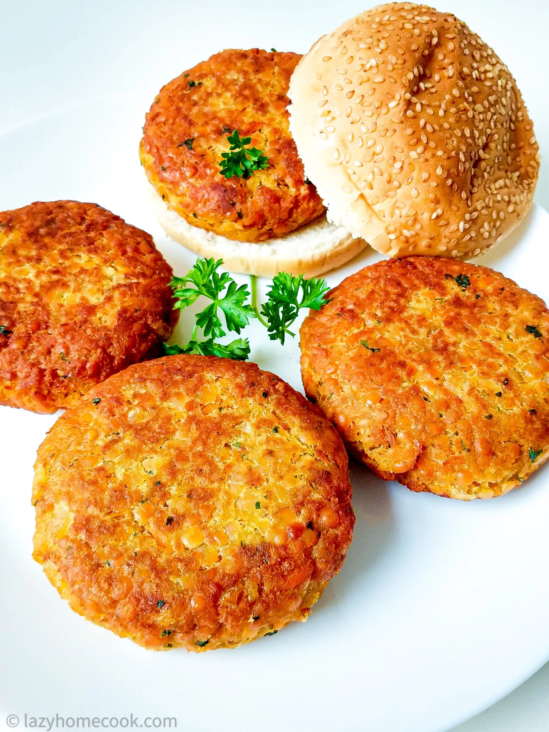 Kirmizi Mercimek Koftesi (Red Lentil Burgers)