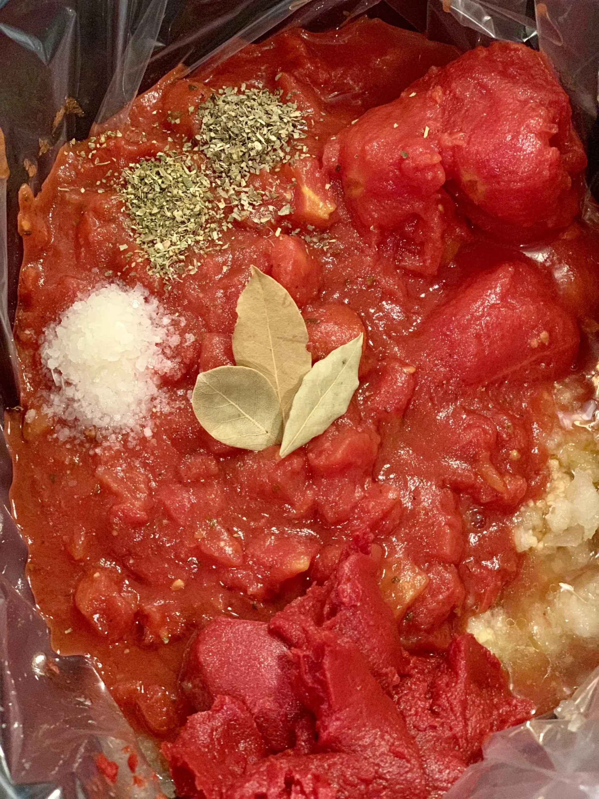 Lazy Slow Cooker Marinara Sauce