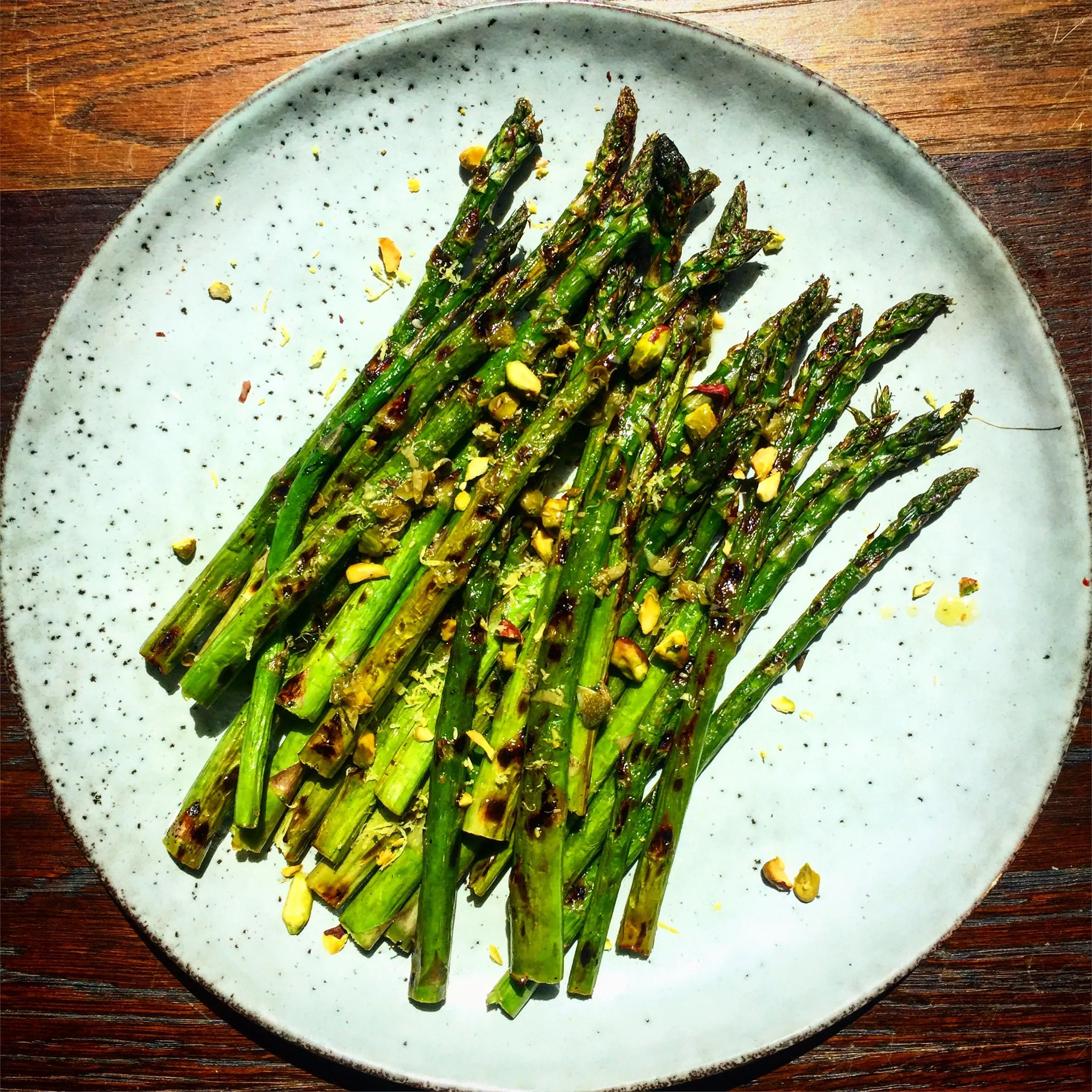 Lemon Asparagus with Pistachios