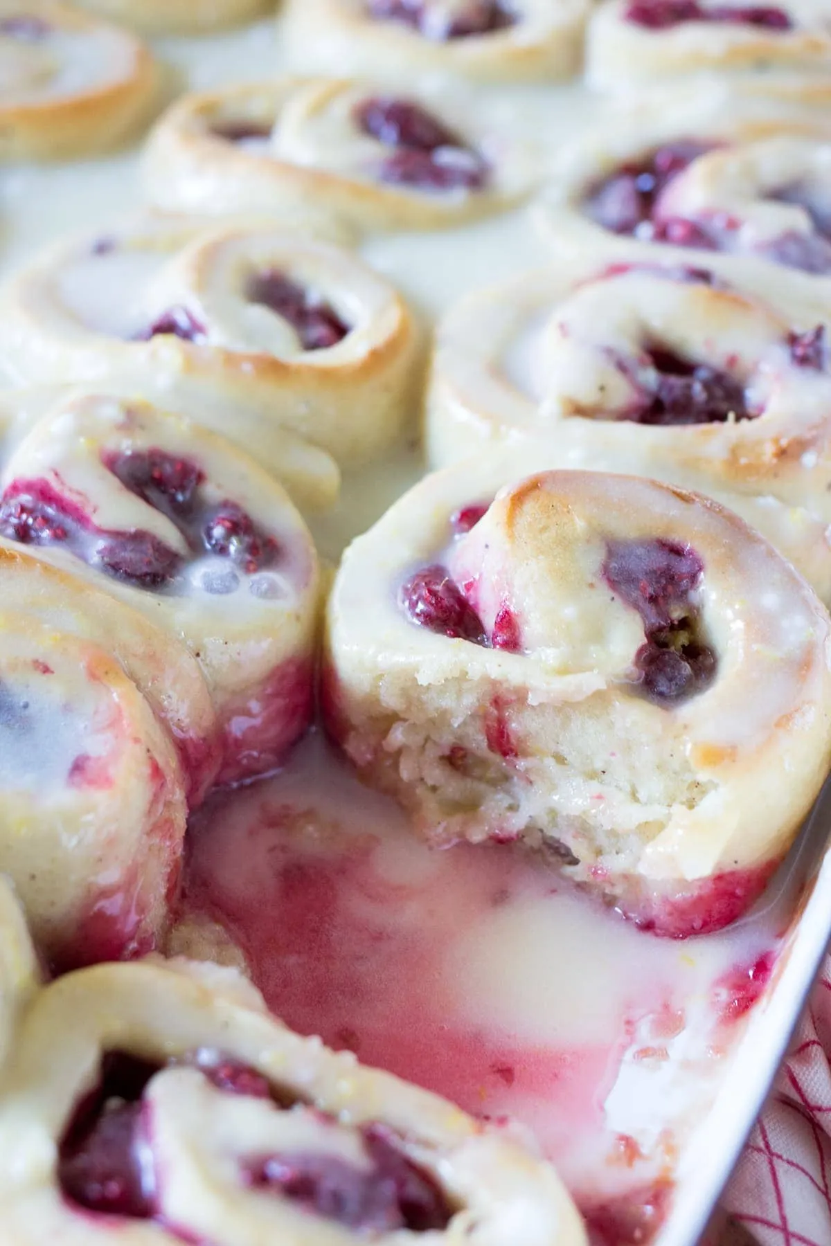 Lemon Raspberry Sweet Rolls