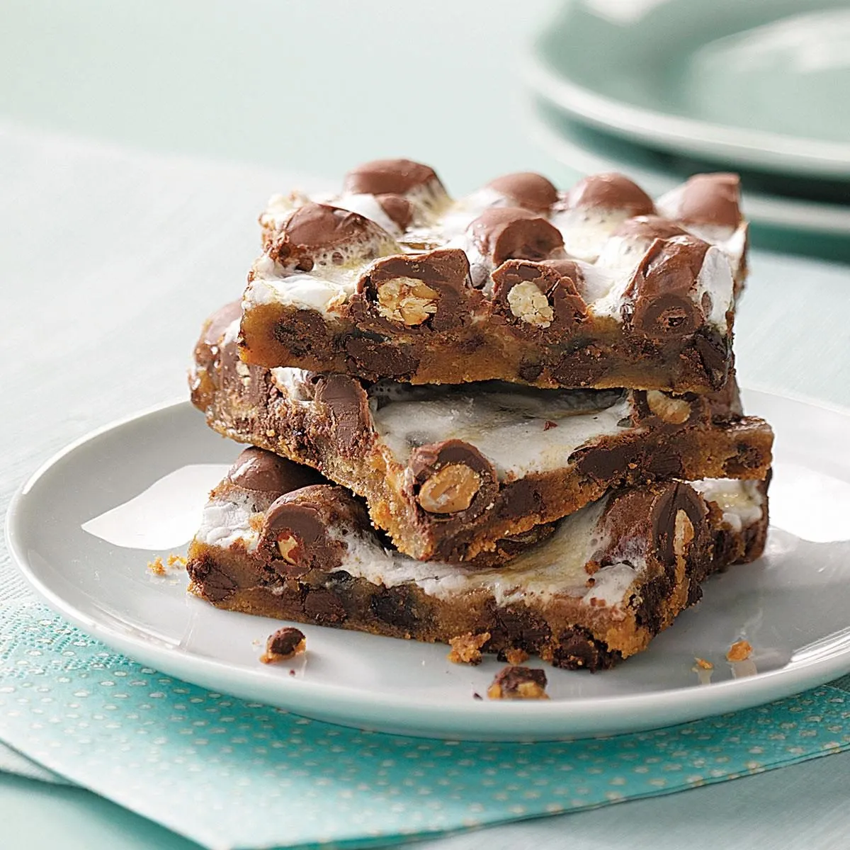 Light Chocolate Peanut Bars