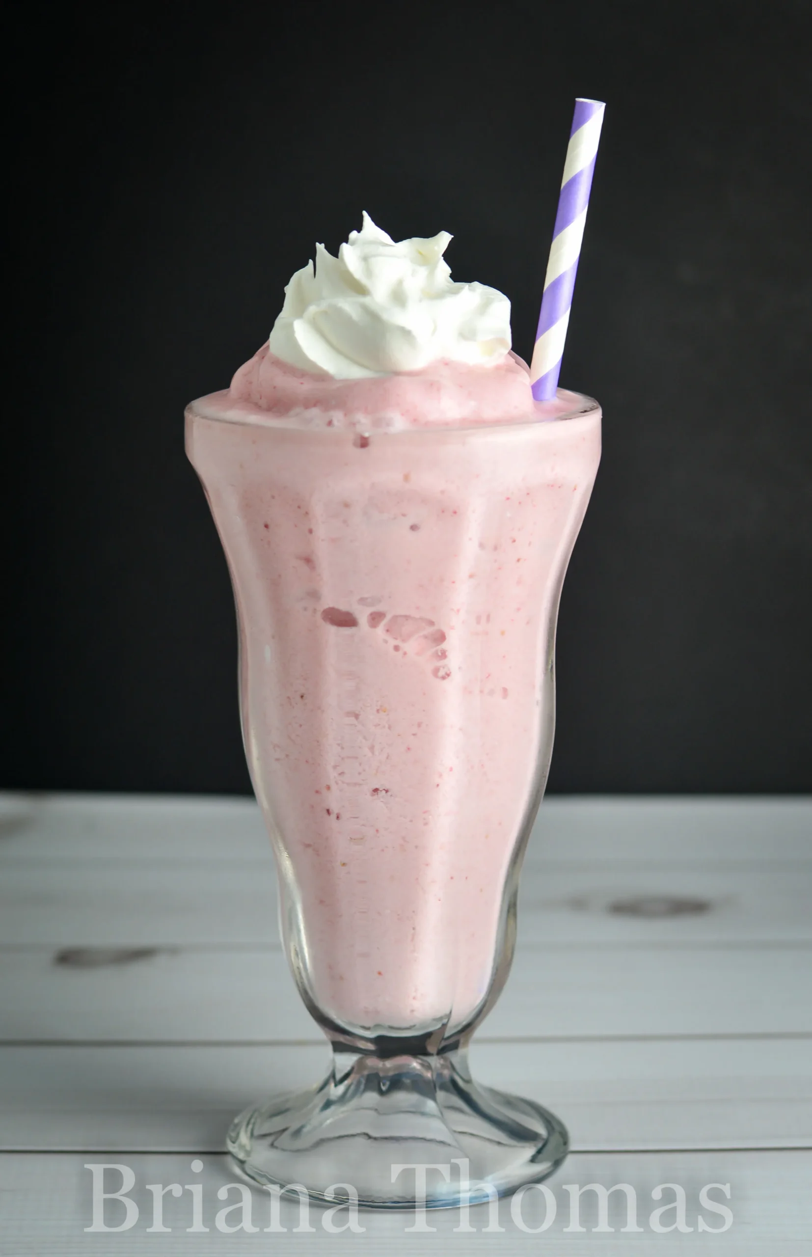 Low Fat Strawberry Milkshakes