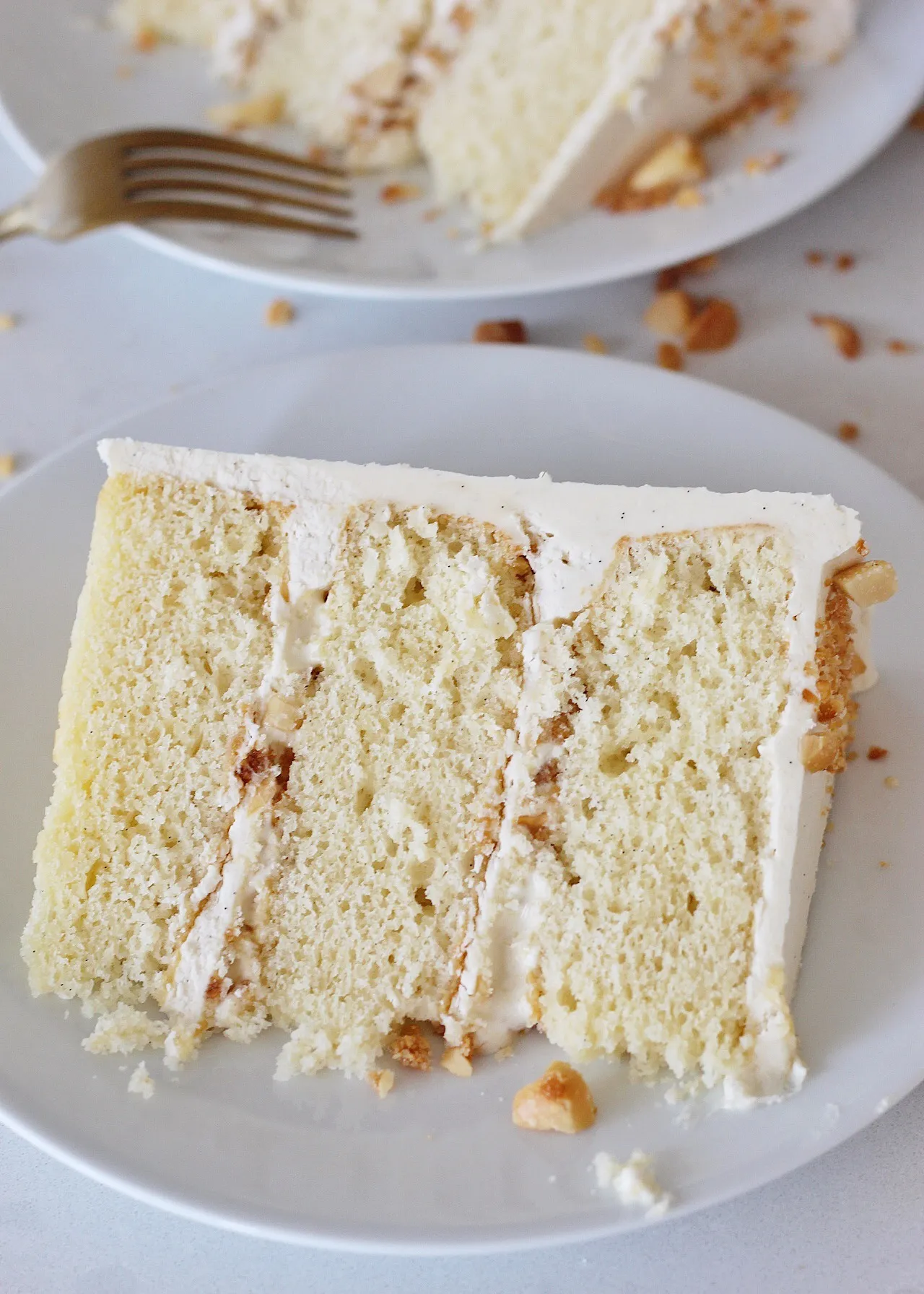 Macadamia Nut Cream Cake