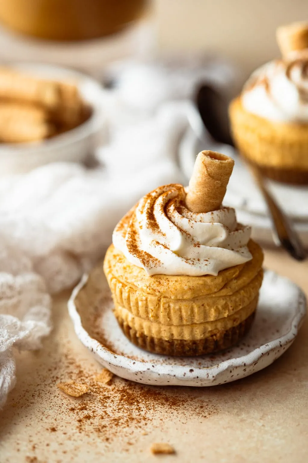 Mini No Bake Pumpkin Spice Cheesecakes