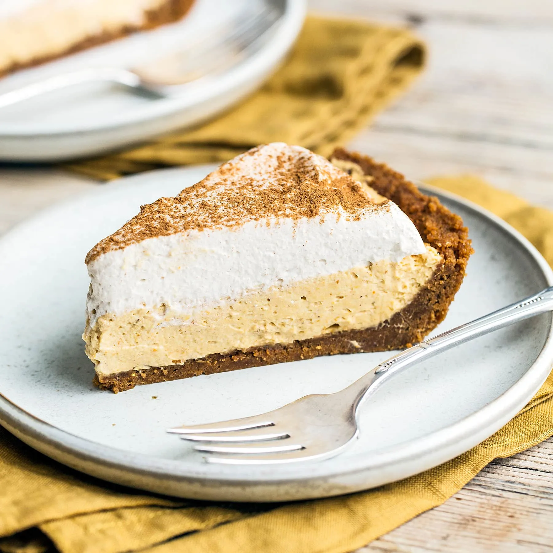 No Bake Pumpkin Mousse Pie