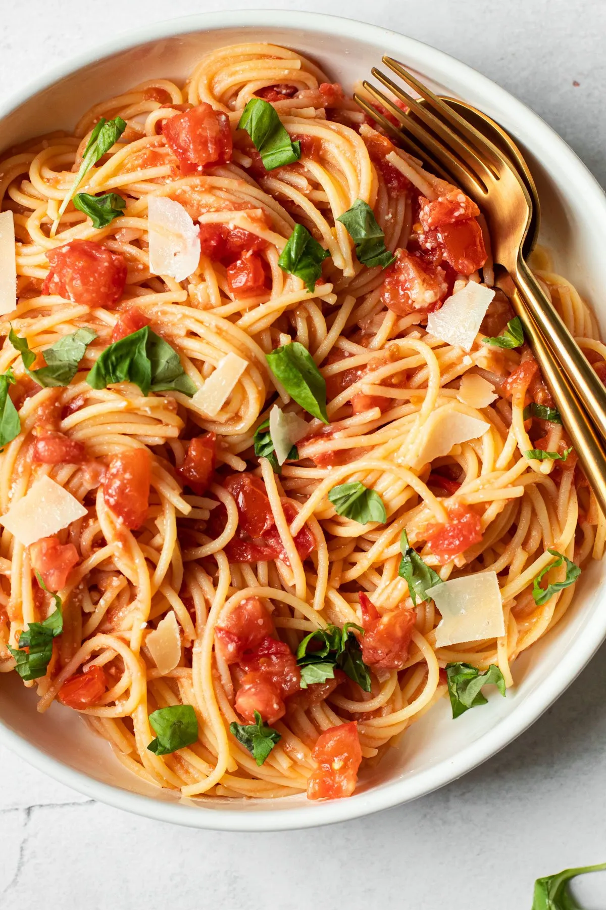 Oven Dried Tomatoes and Fresh Tomato Sauce Pasta