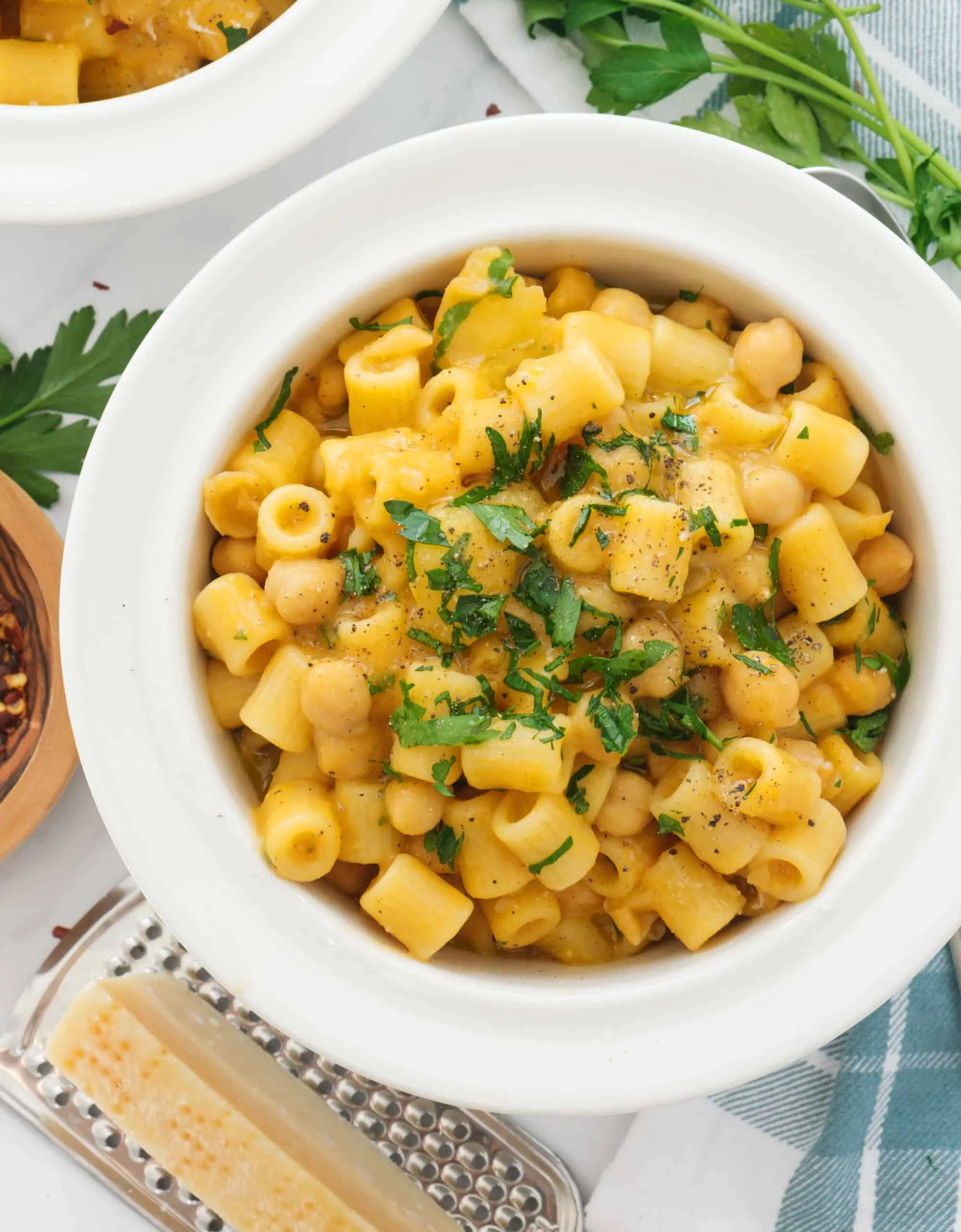 Pasta e Ceci (Pasta and Chickpeas)